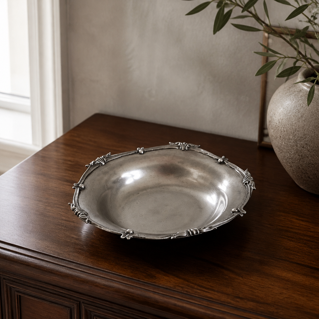 Vintage Art Nouveau Revival Pewter Footed Bowl – 95% Feinzinn, Dragonfly & Shell Rim, Mid-20th Century