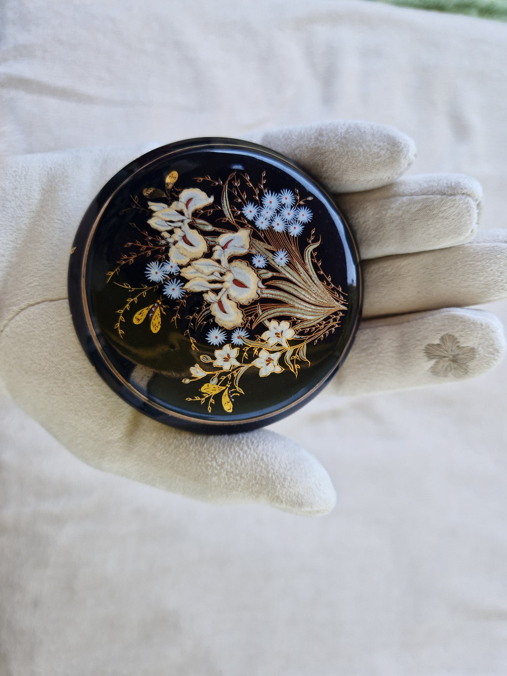 Boîte à bibelots vintage en verre bleu cobalt grec | Bouquet d'iris peint à la main | Or 24 carats | Fabriqué en Grèce
