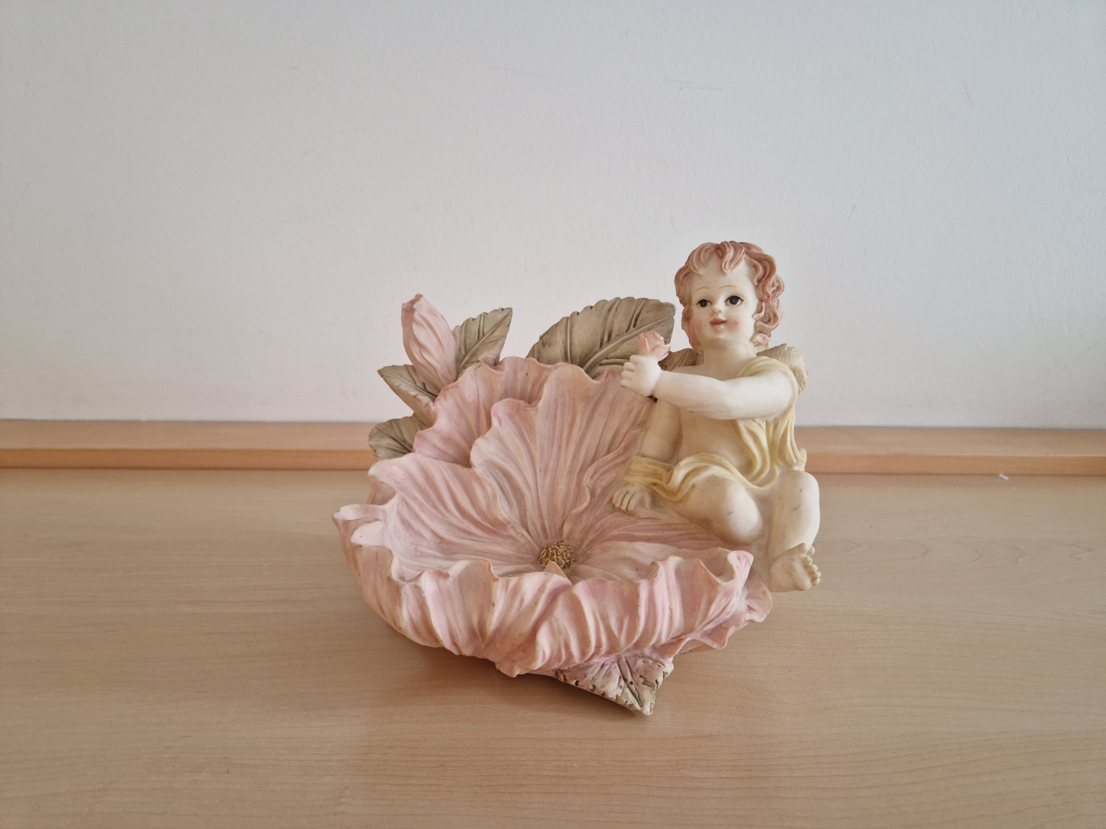 Vintage Cherub & Pink Flower Wall Plaque – Resin, Romantic Wall Decor