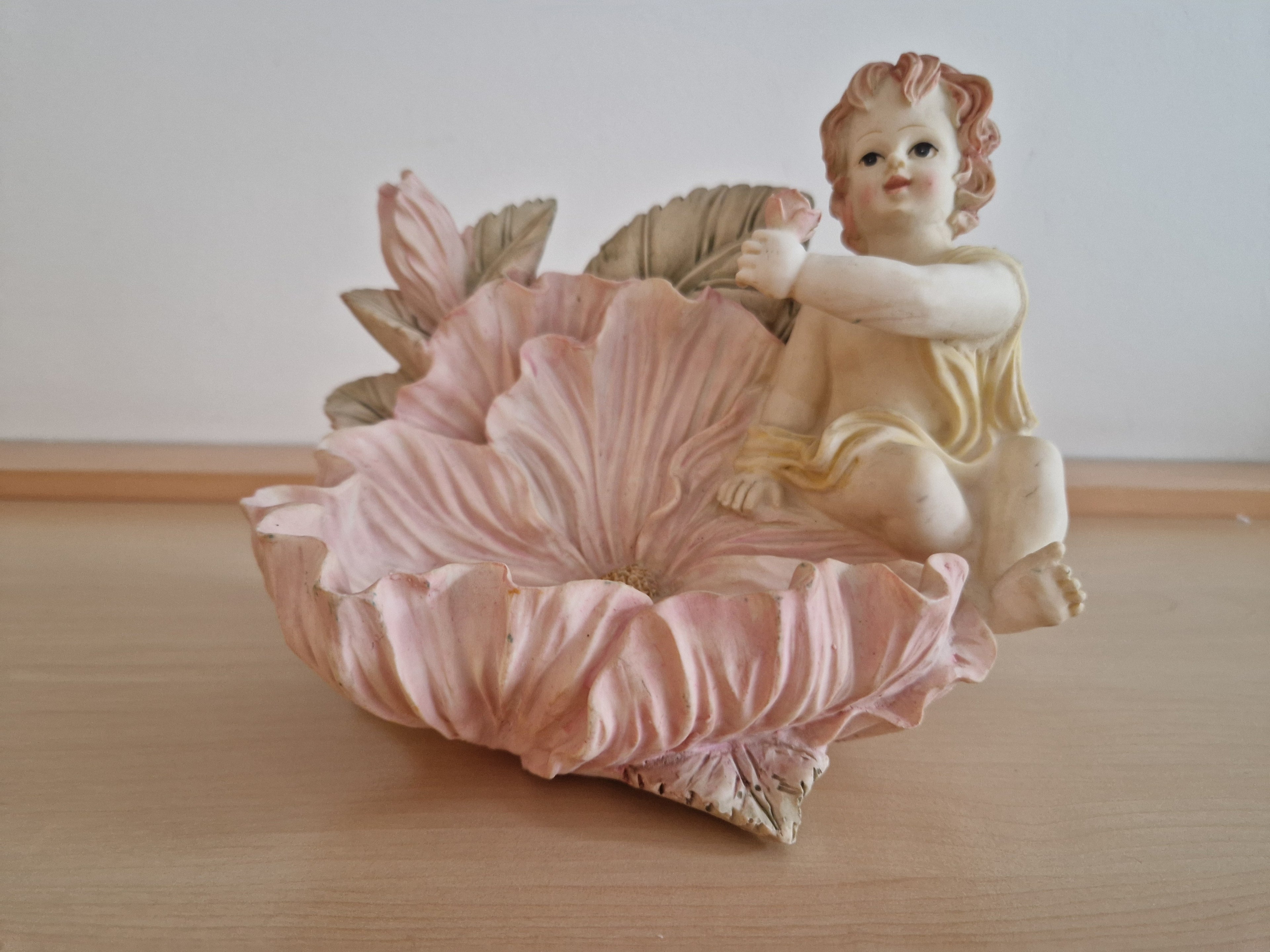 Vintage Cherub & Pink Flower Wall Plaque – Resin, Romantic Wall Decor
