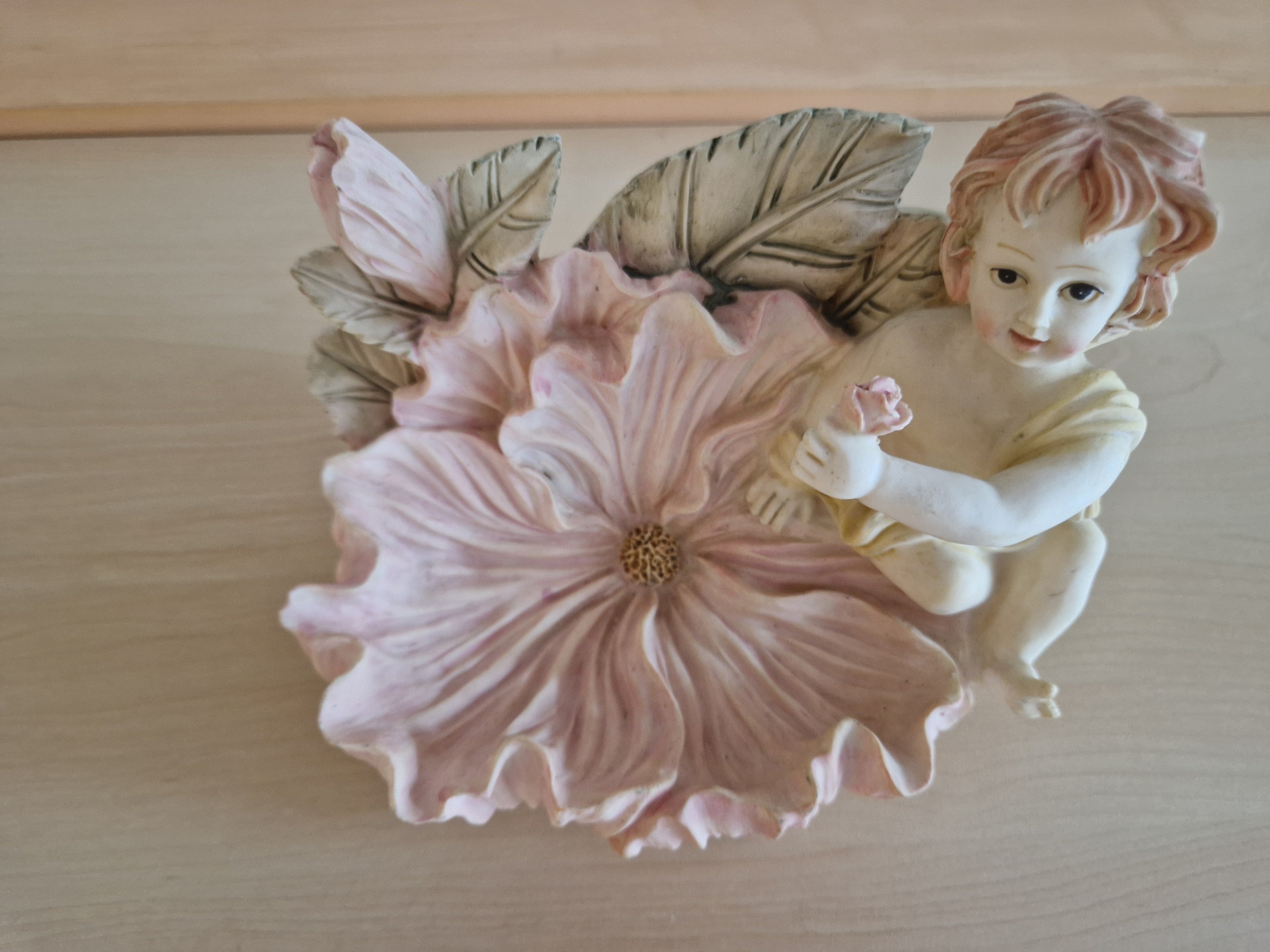 Vintage Cherub & Pink Flower Wall Plaque – Resin, Romantic Wall Decor