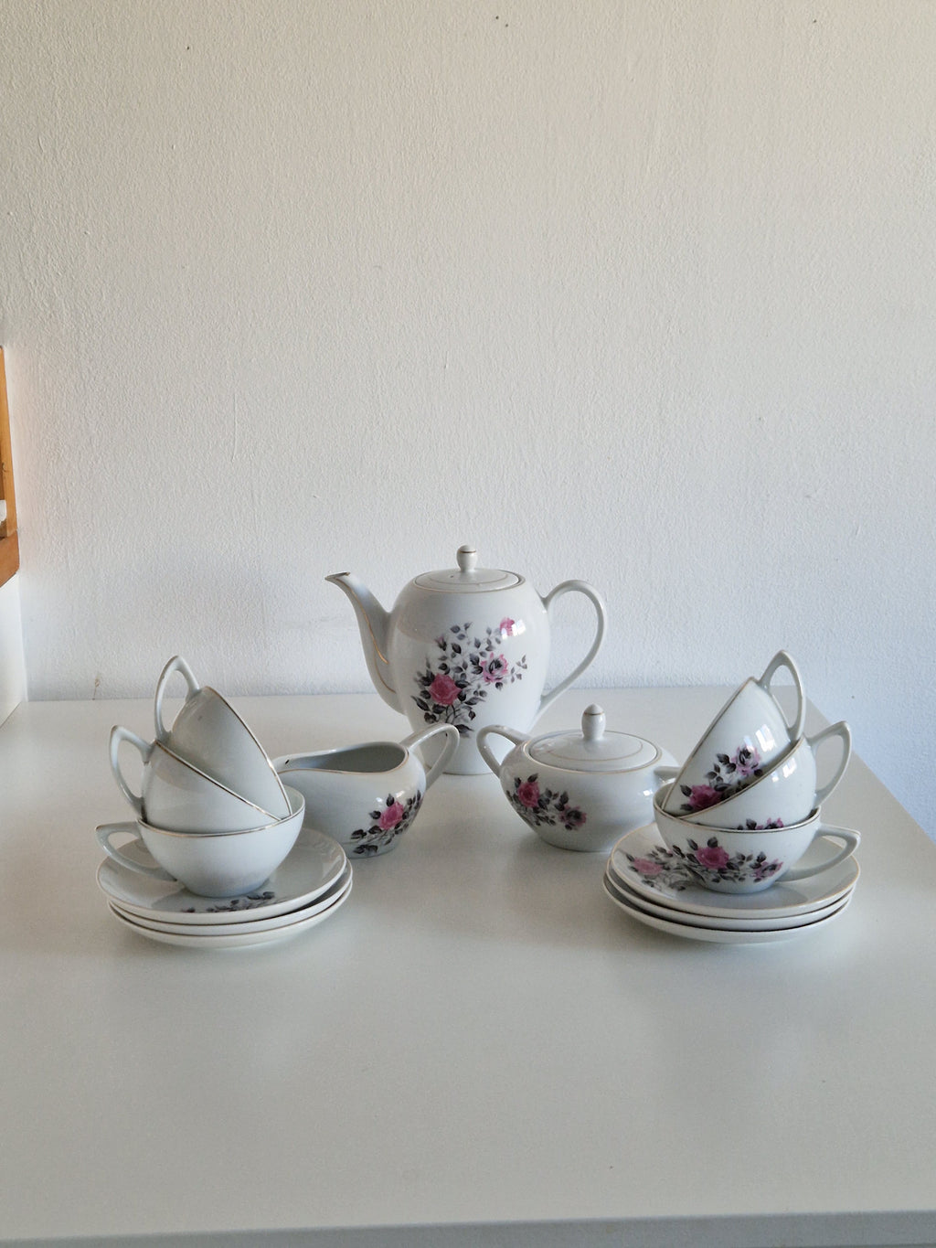 Vintage Japanese Porcelain Tea Set, Mount Fuji Mark (Daiko/Taiko), Hand-Painted Pink Roses, Gold Trim, Mid-Century Tea Service