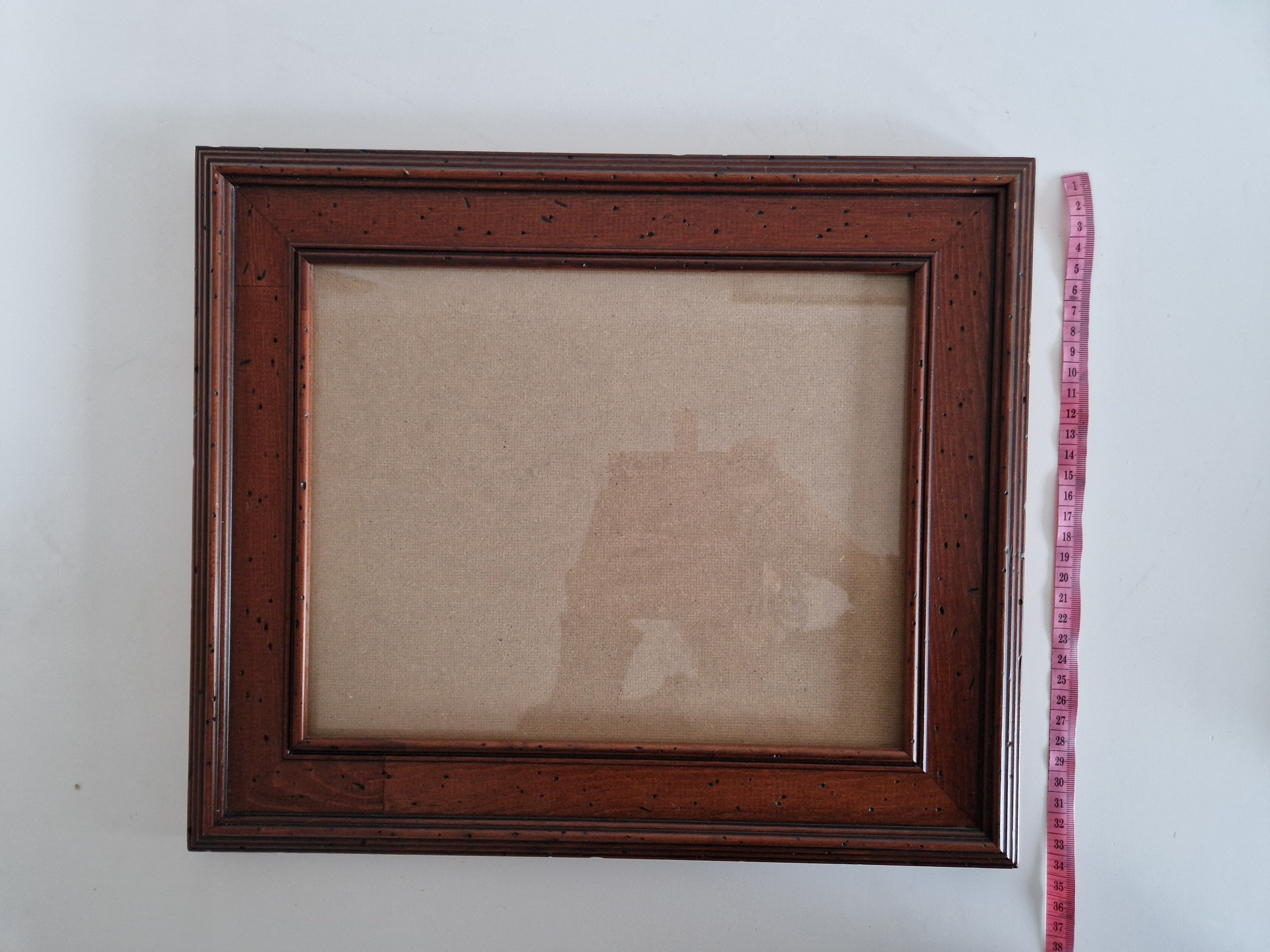Cadre photo ancien en bois avec vitre – Acajou, texture vermoulue