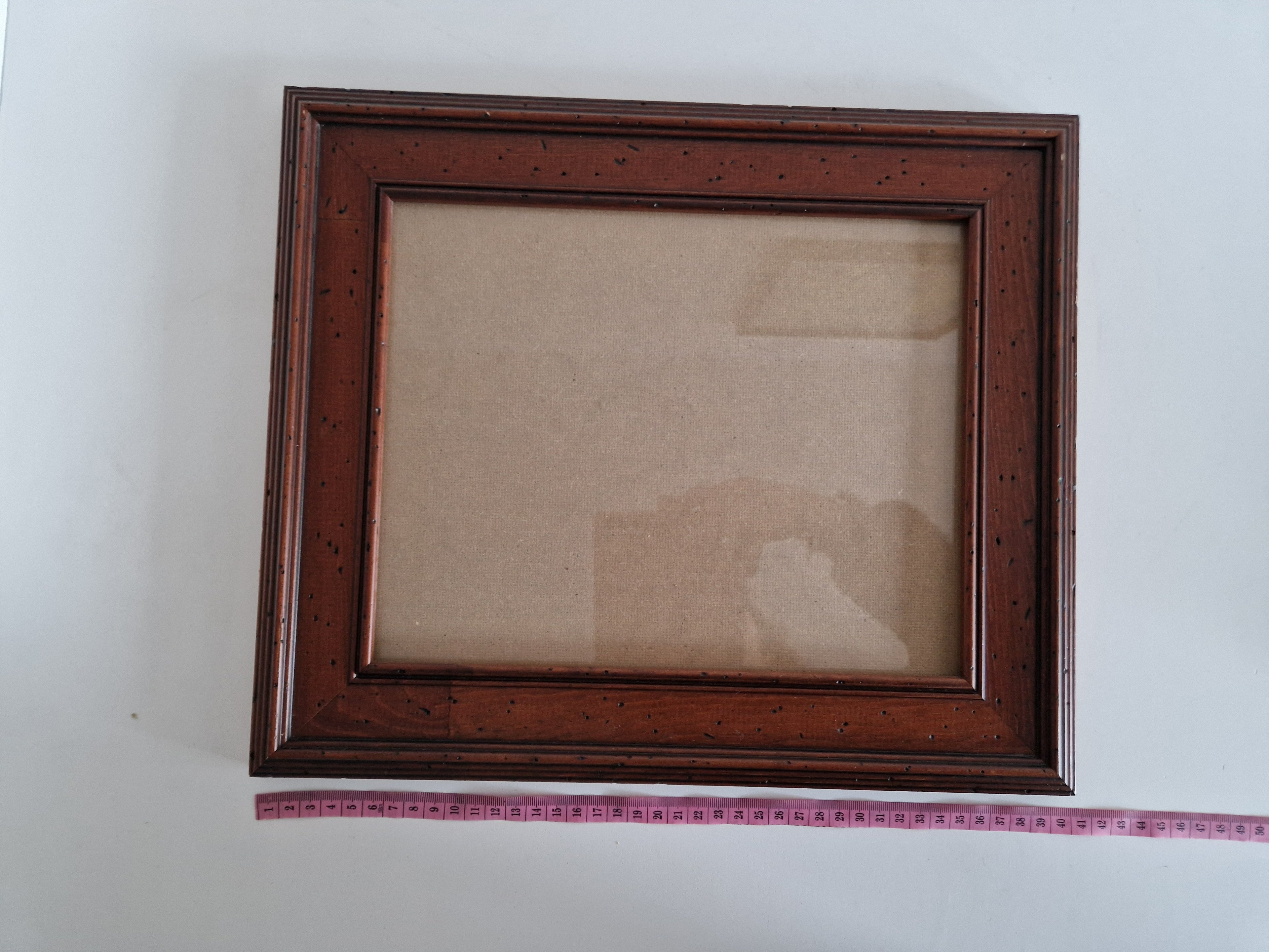 Cadre photo ancien en bois avec vitre – Acajou, texture vermoulue