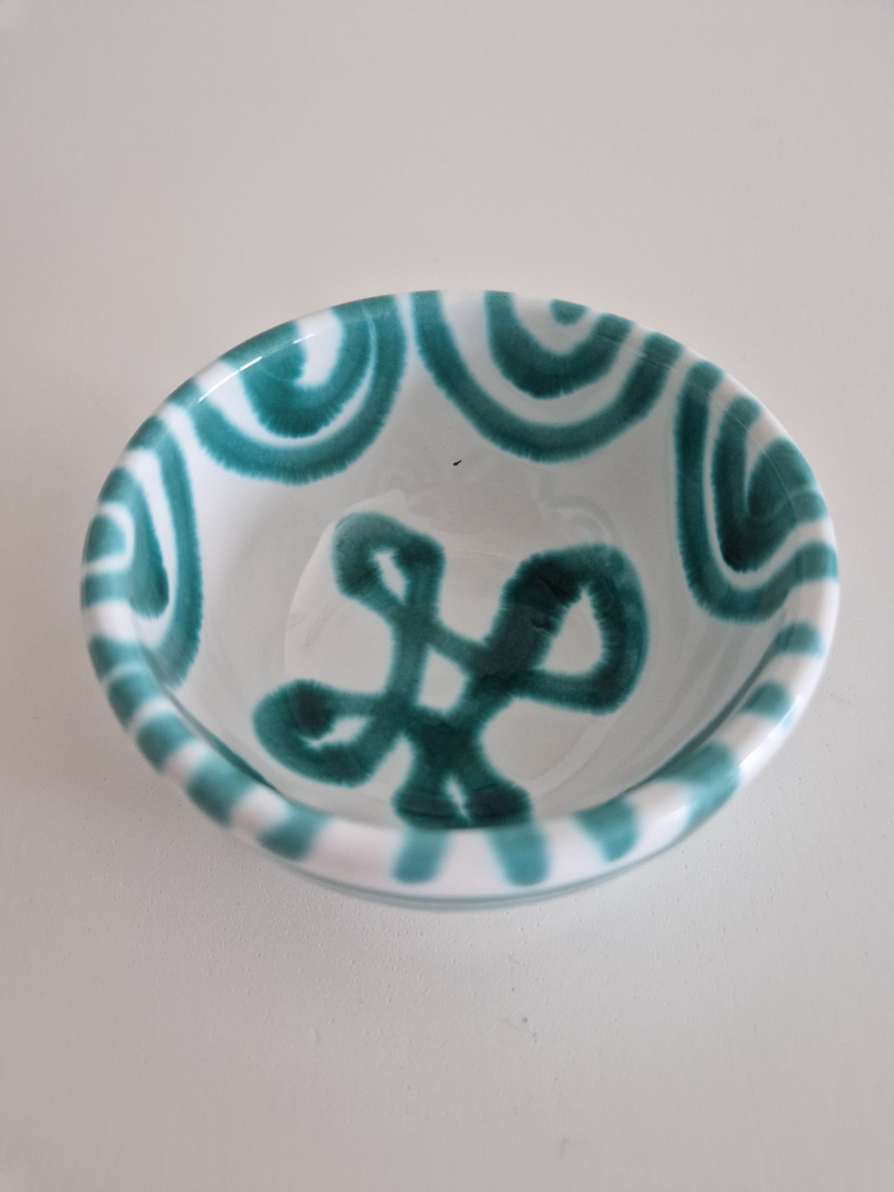 Gmundner Keramik Austria Hand-Painted Small Bowl — Grün Geflammt Pattern | Handmalerei