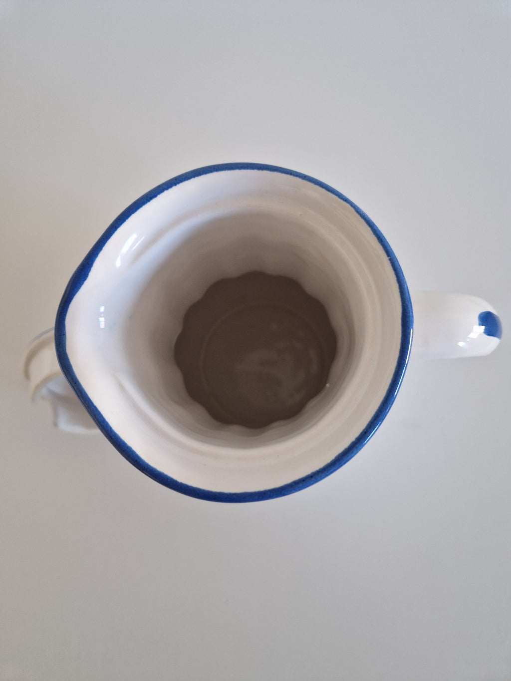 Vintage Gmundner Keramik Lidded Jug | Blaupunkte Blue Dot Pattern | Ribbed Lobed Form with Lid | Model 560 O, c. Mid-20th Century