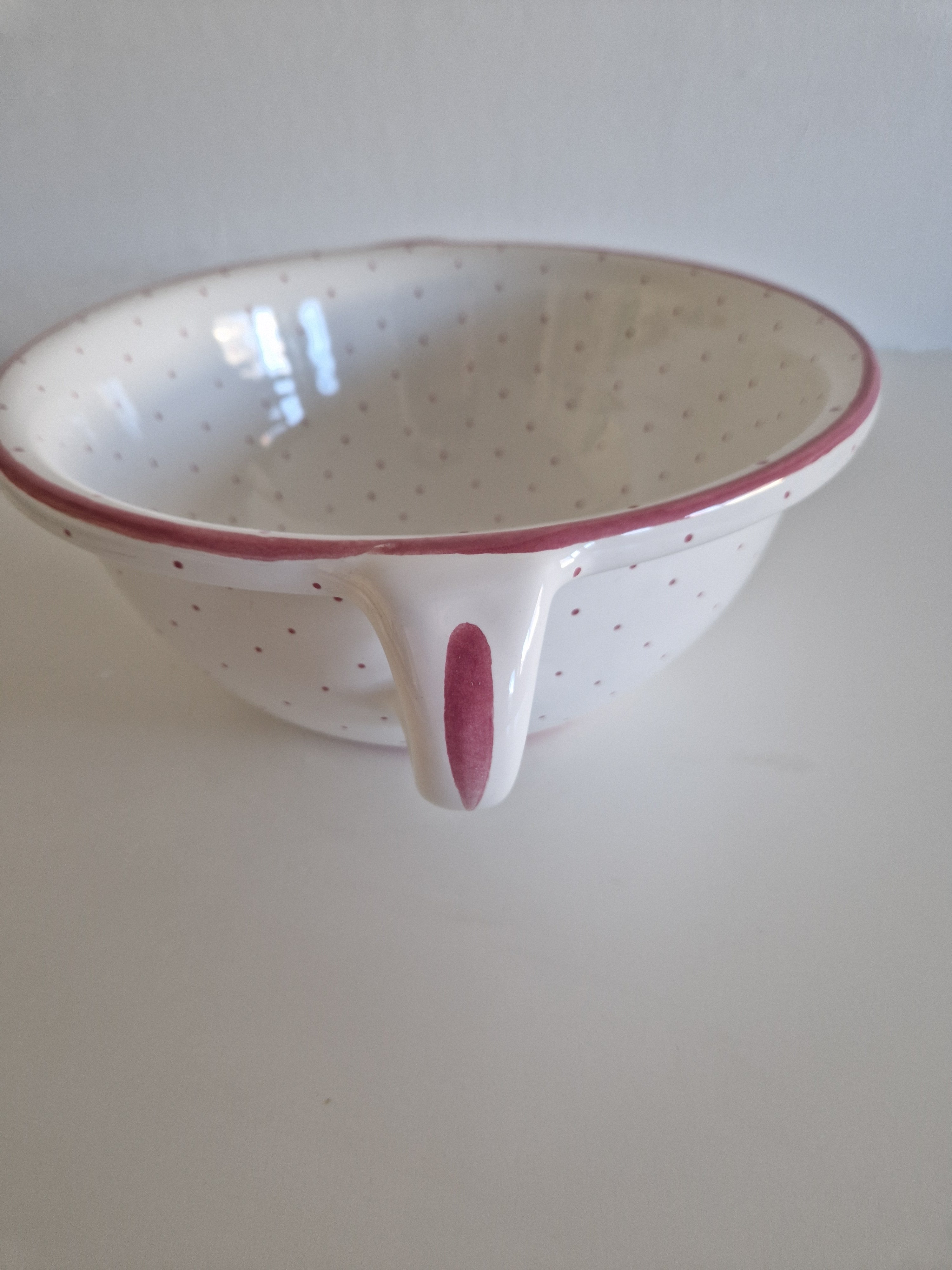 Vintage Gmundner Keramik Große Salatschüssel | Rotpunkte Muster | Henkel | ca. Mitte 20. Jahrhundert