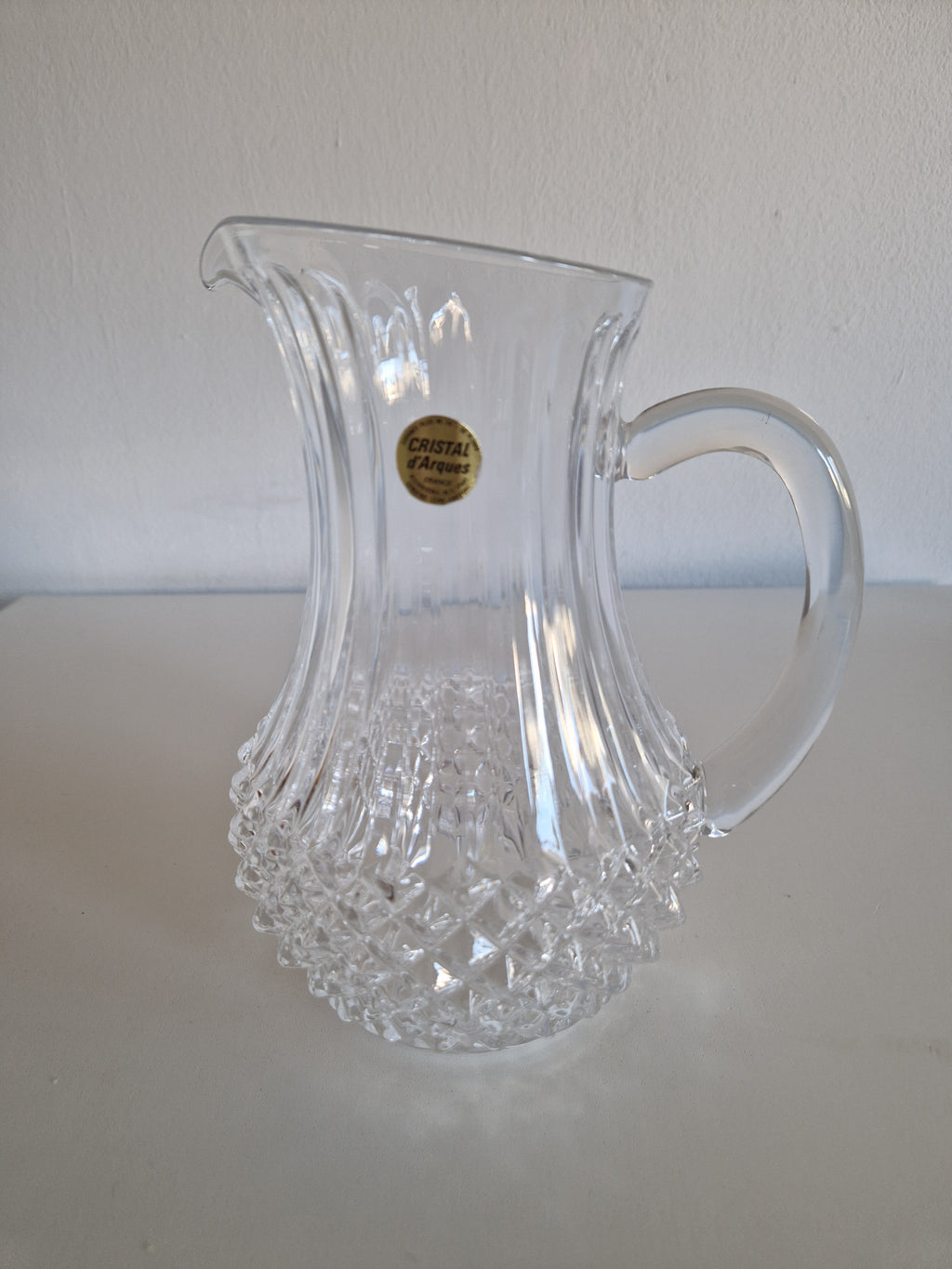 Vintage Cristal d'Arques Kristallkanne | Diamant-Noppen- & Rillenschliff | Französische Kristallkanne, ca. Mitte-Ende 20. Jahrhundert