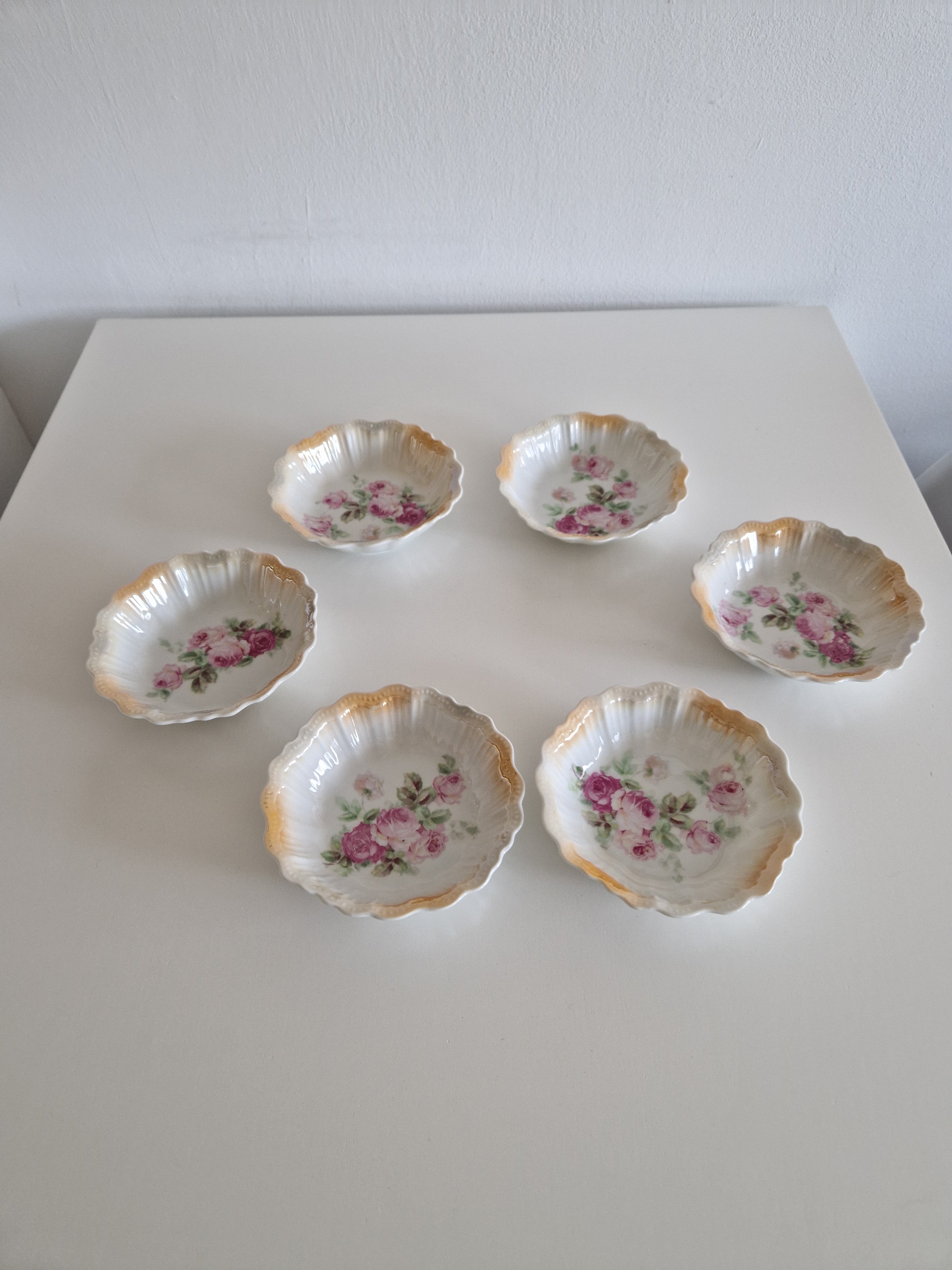Set of 6 Antique Bohemian Porcelain Bowls – Victoria Austria, Pink Roses
