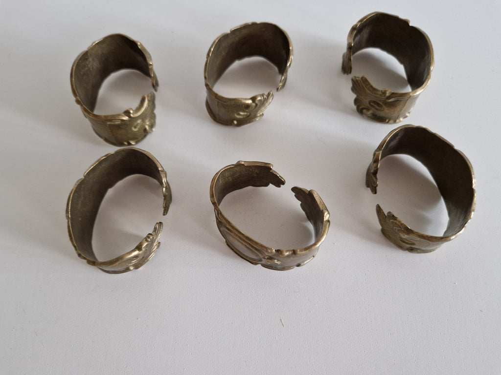 Set of 6 Vintage Brass Napkin Rings – Embossed Acanthus Palmette Motif