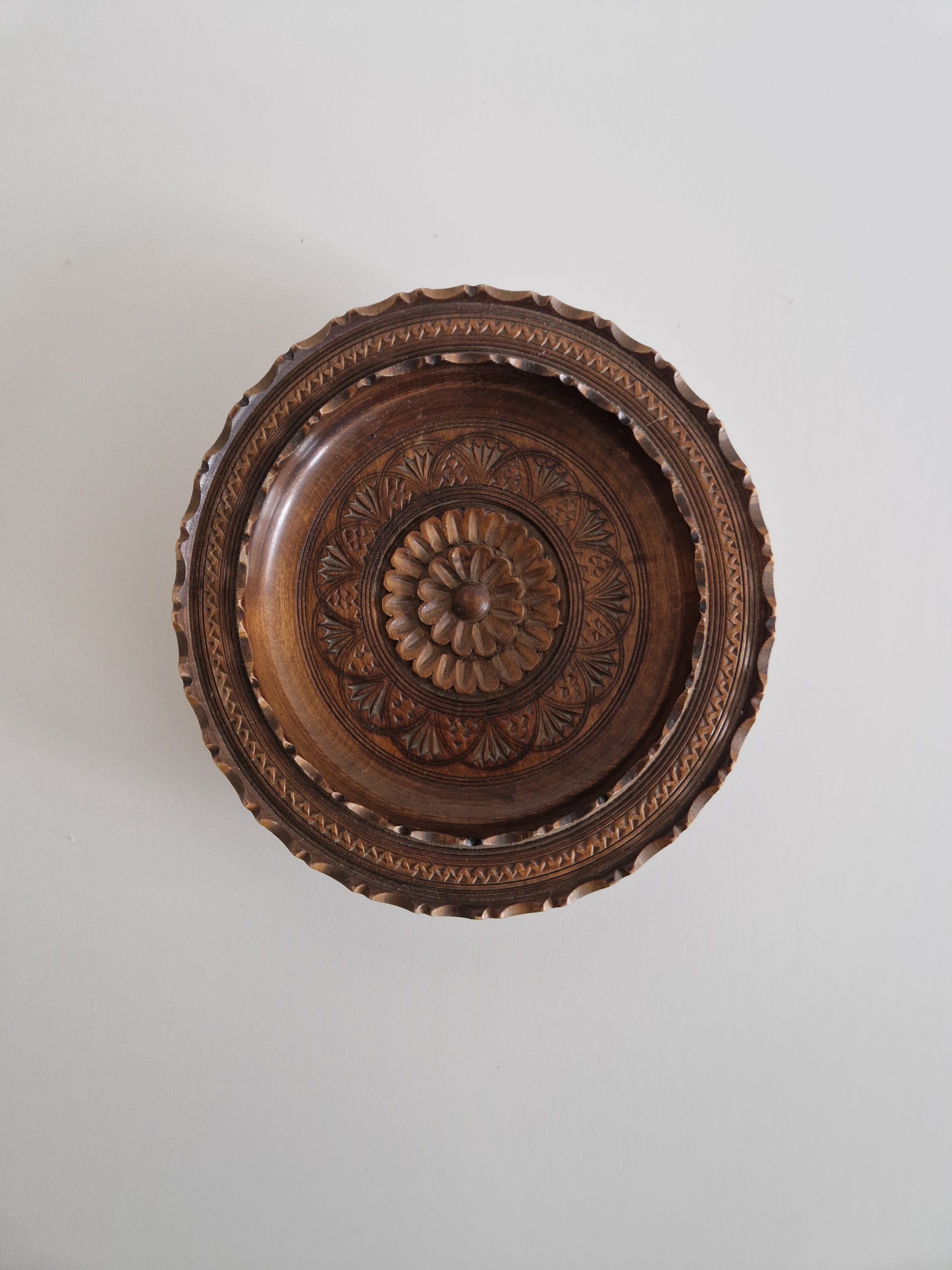 Vintage Mid-Century Hand-Carved Wooden Decorative Bowl — Rosette & Chip Carving, Folk Art