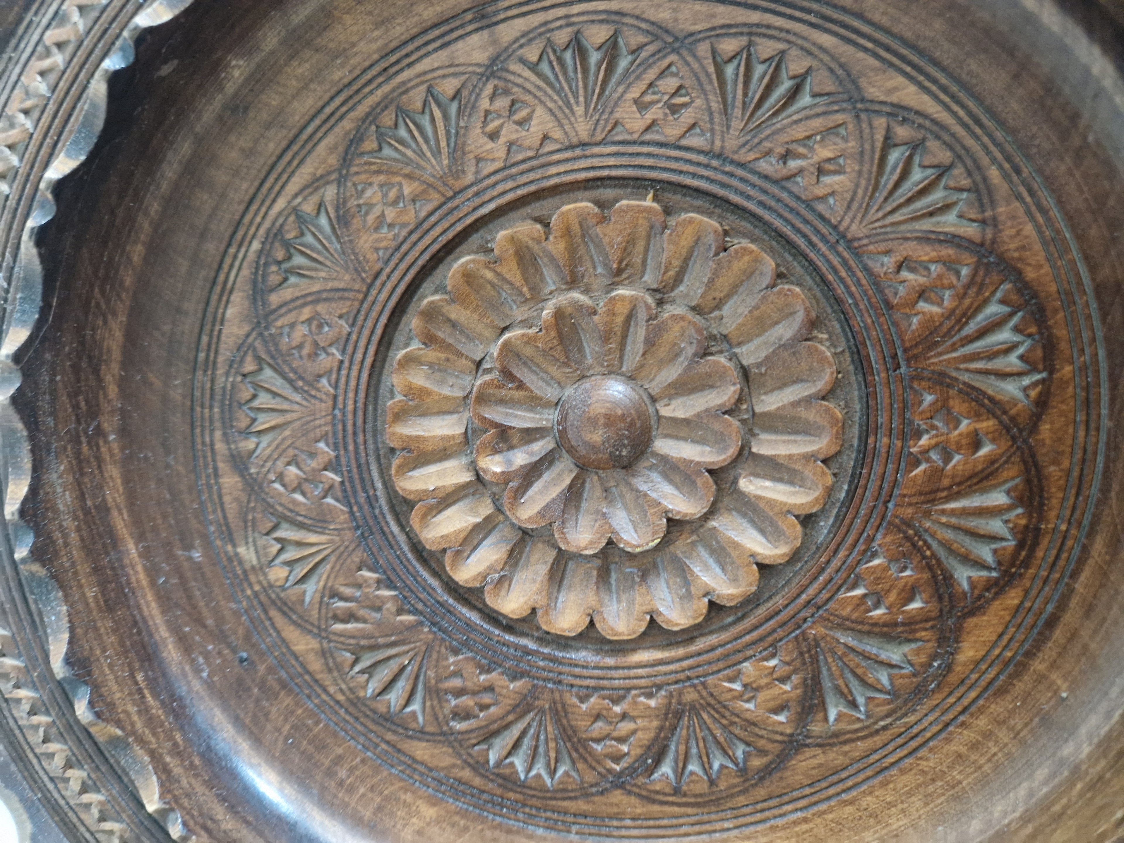 Vintage Mid-Century Hand-Carved Wooden Decorative Bowl — Rosette & Chip Carving, Folk Art