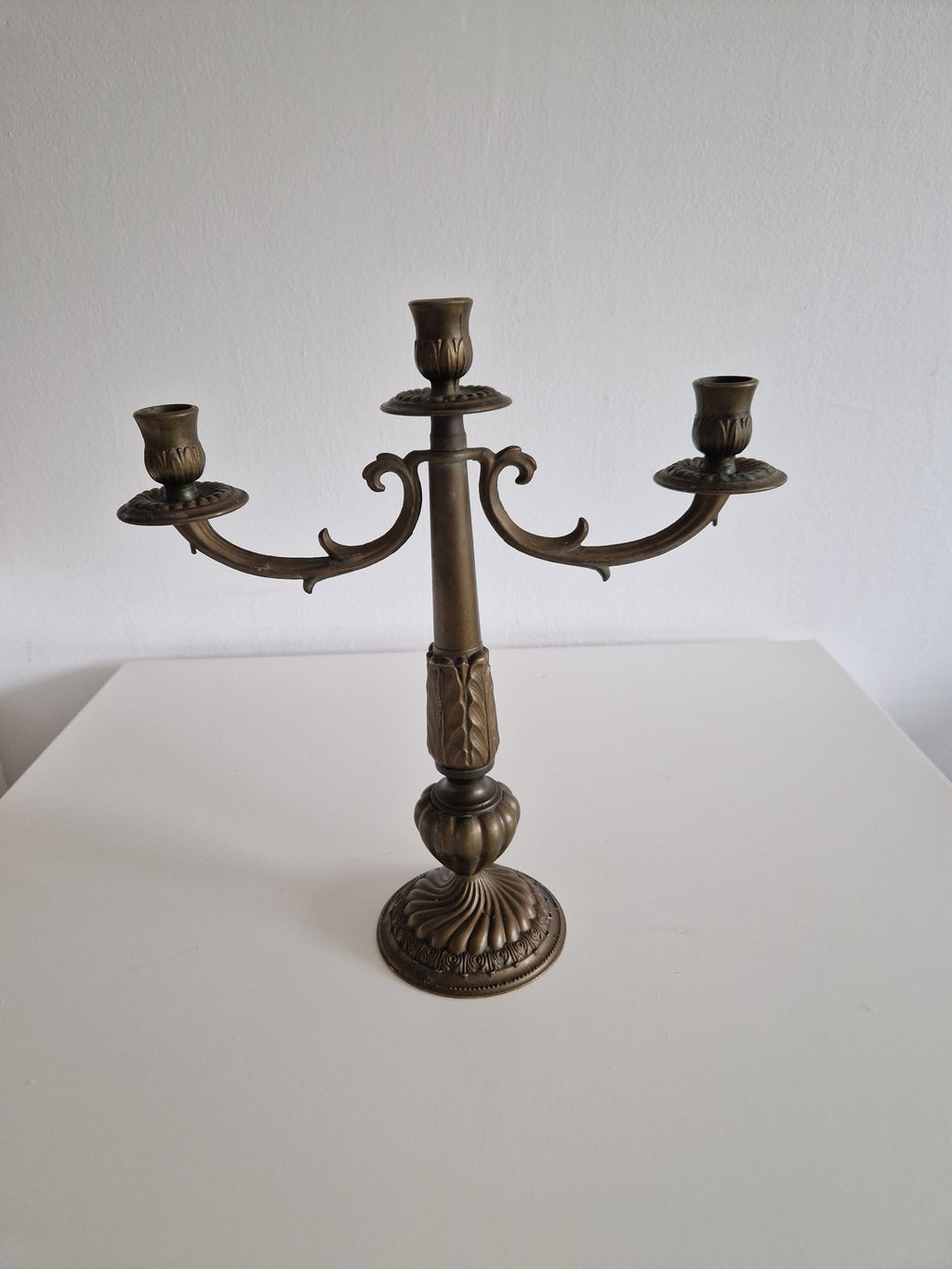 Antique Brass 3-Arm Candelabra – Empire Neoclassical, Acanthus & Gadroon Detail