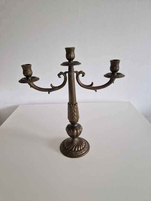 Antiker Messing 3-Arm Leuchter – Empire Neoklassizistisch, Akanthus- & Godronendetail
