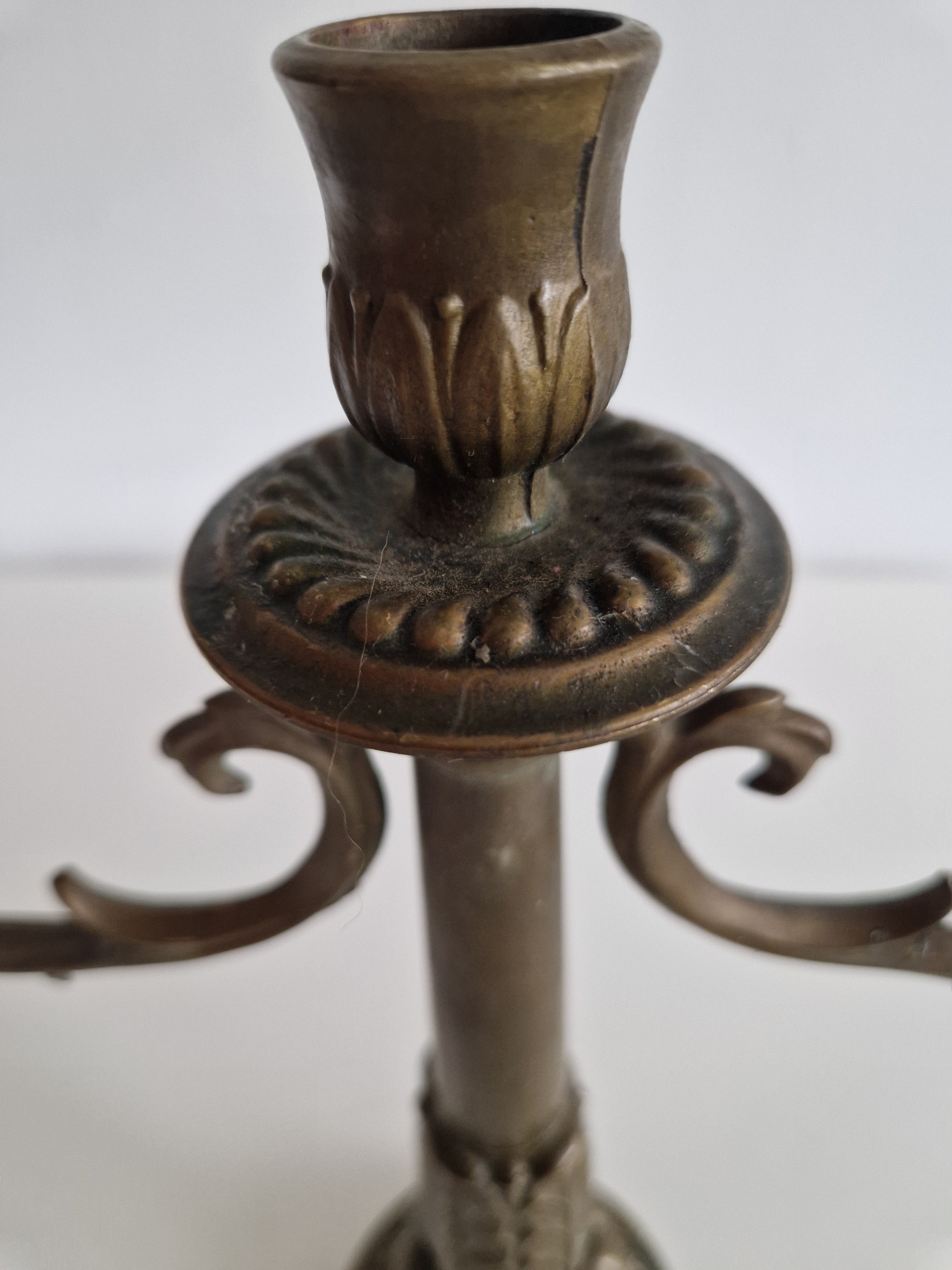Antique Brass 3-Arm Candelabra – Empire Neoclassical, Acanthus & Gadroon Detail