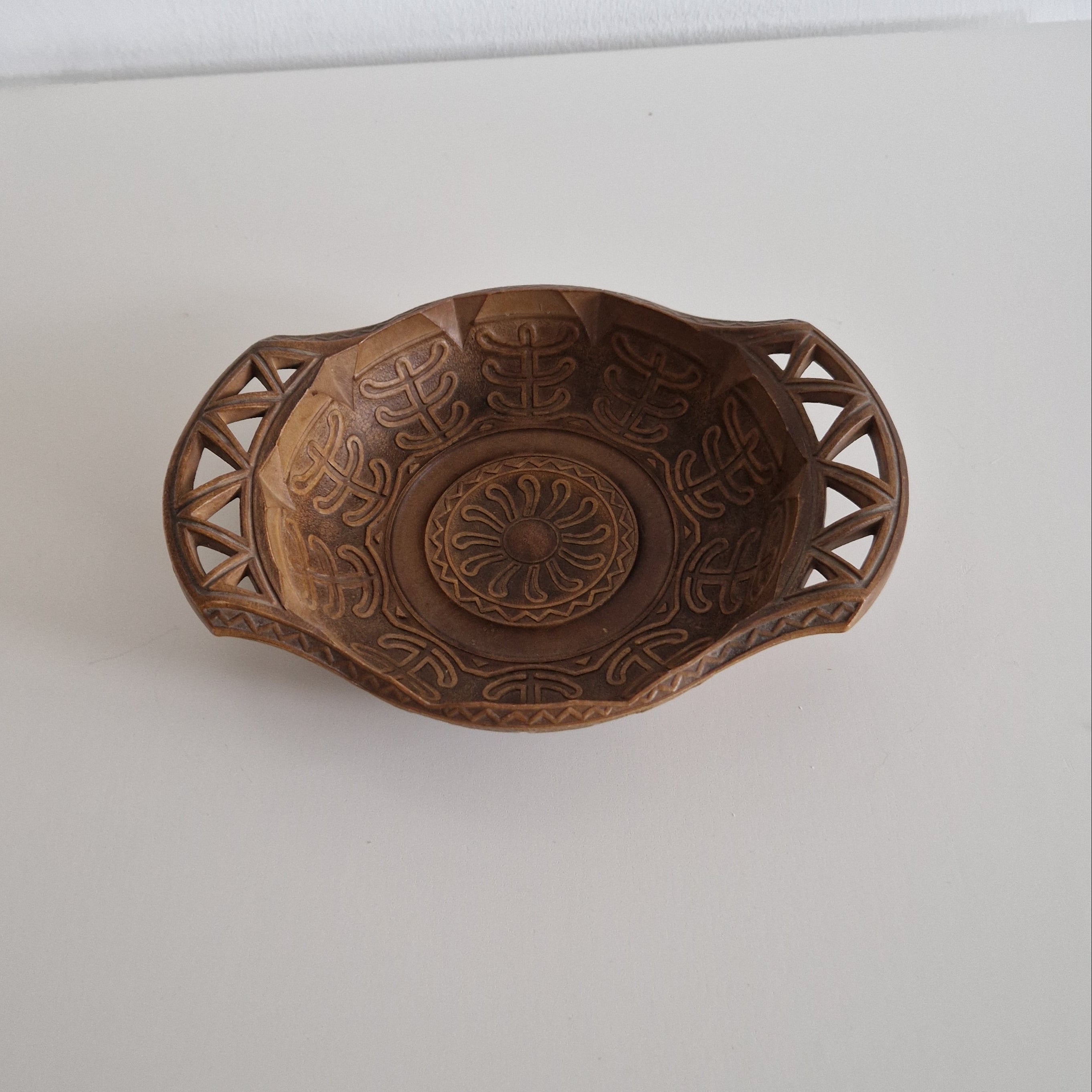 Vintage Mid-Century Italian Hand-Carved Wooden Bowl with Pierced Handles — Celtic Knotwork, Made in Italy