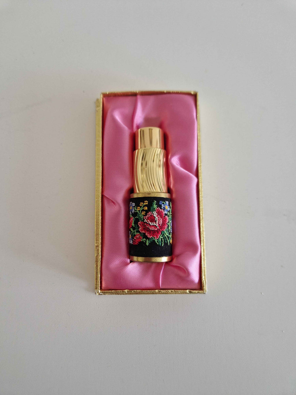 Vintage Ilona Perfume Atomiser: Exquisite Mid-Century Vanity Collectible with Original Box