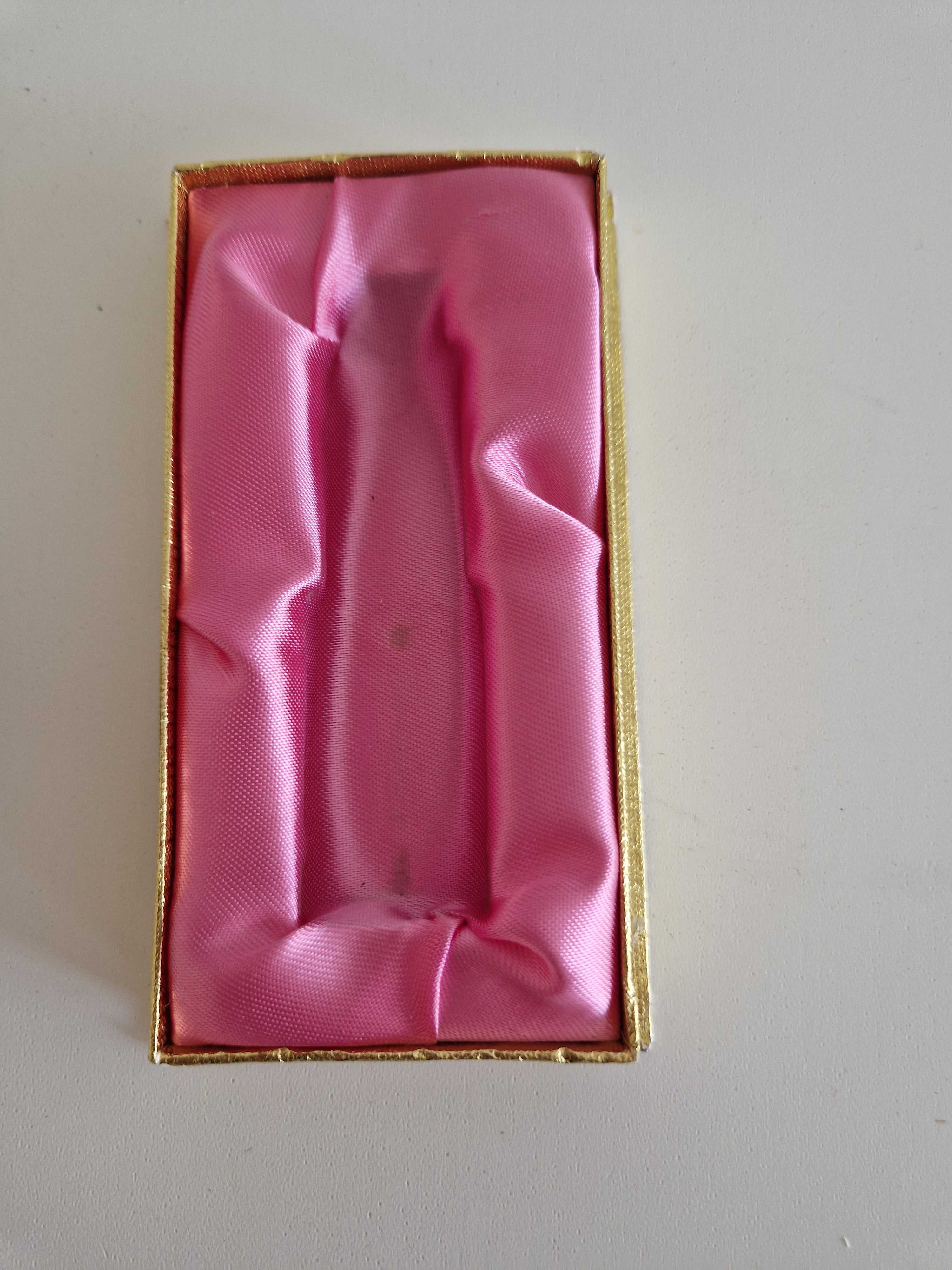 Vintage Ilona Petit Point Perfume Atomiser in Original Box — Rose Bouquet, Gold-Tone