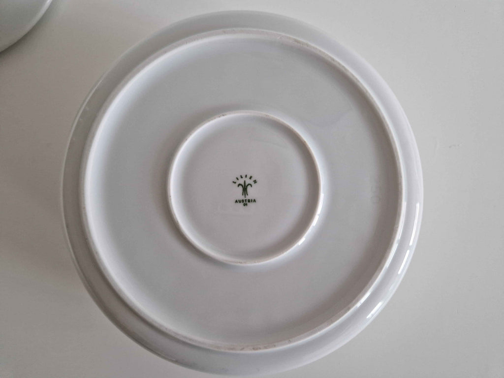 Vintage Porcelain Soup Tureen by Lilien Porzellan Austria - Timeless Elegance for Your Table