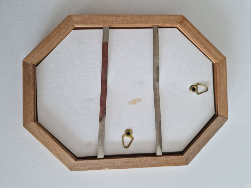 Cadre photo octogonal en bois vintage | Noyer miel | 22×17cm | Prêt à accrocher