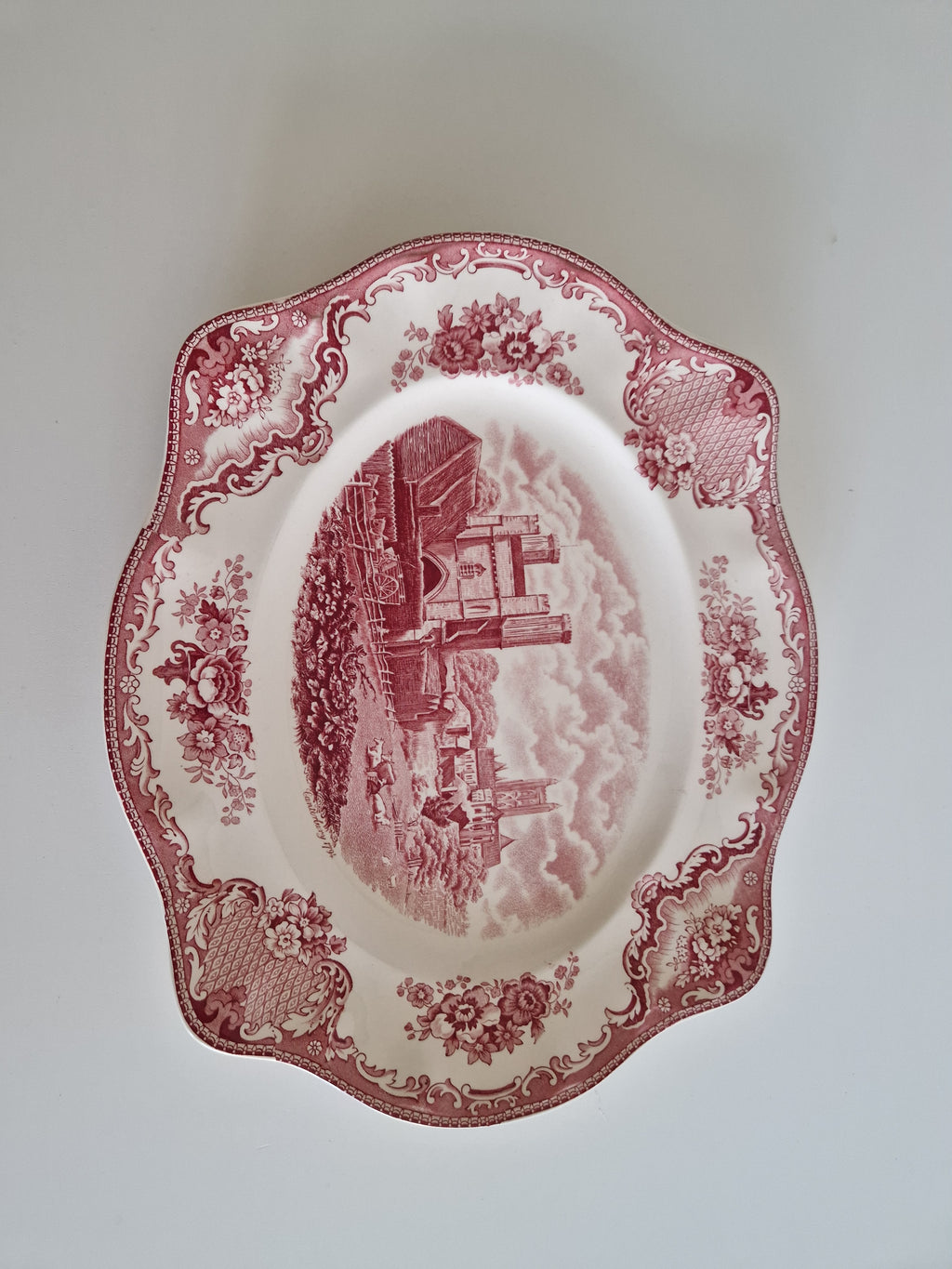 Plat de service ovale Johnson Bros England « Old Britain Castles » rose