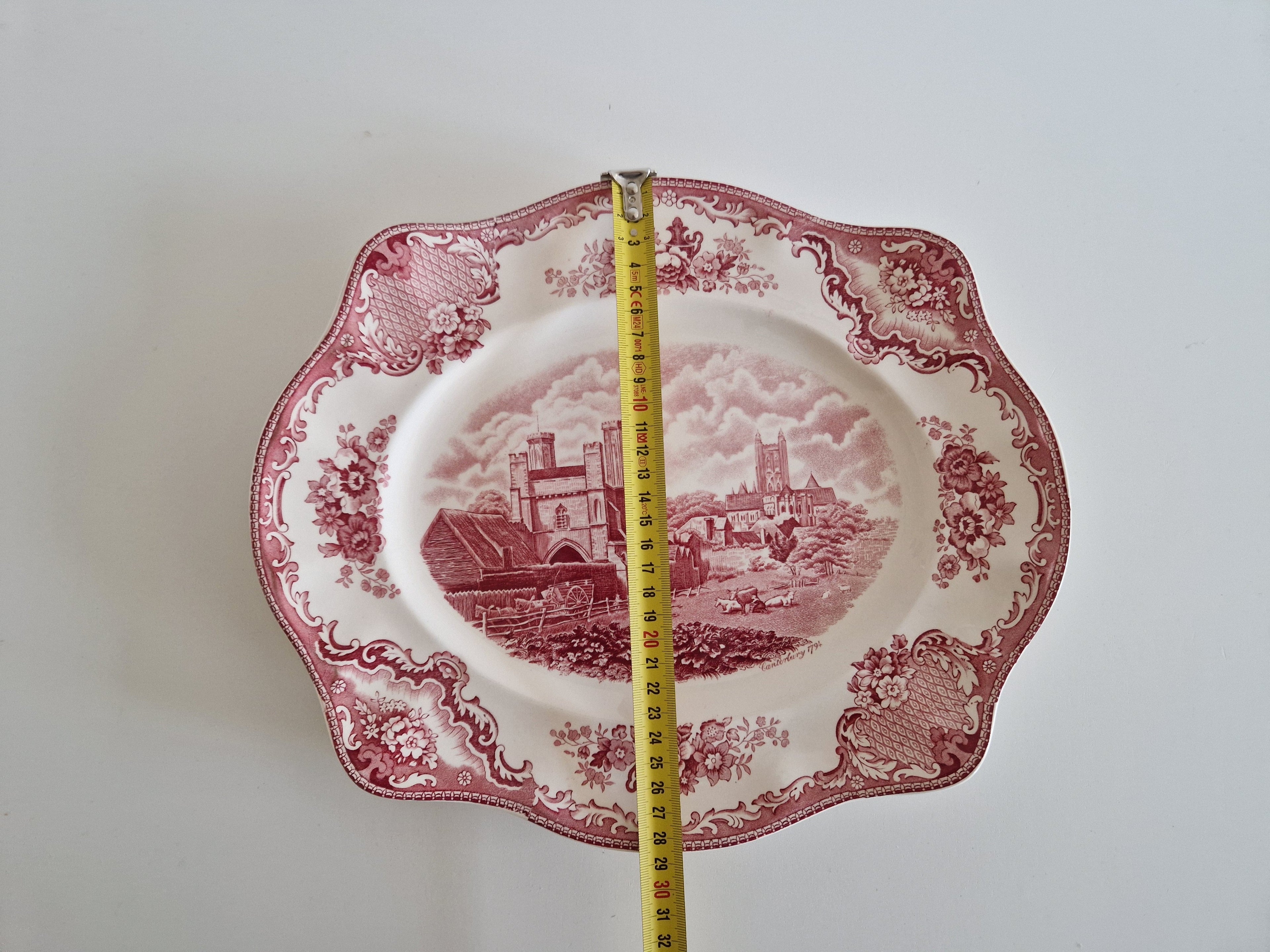 Plat de service ovale Johnson Bros England « Old Britain Castles » rose