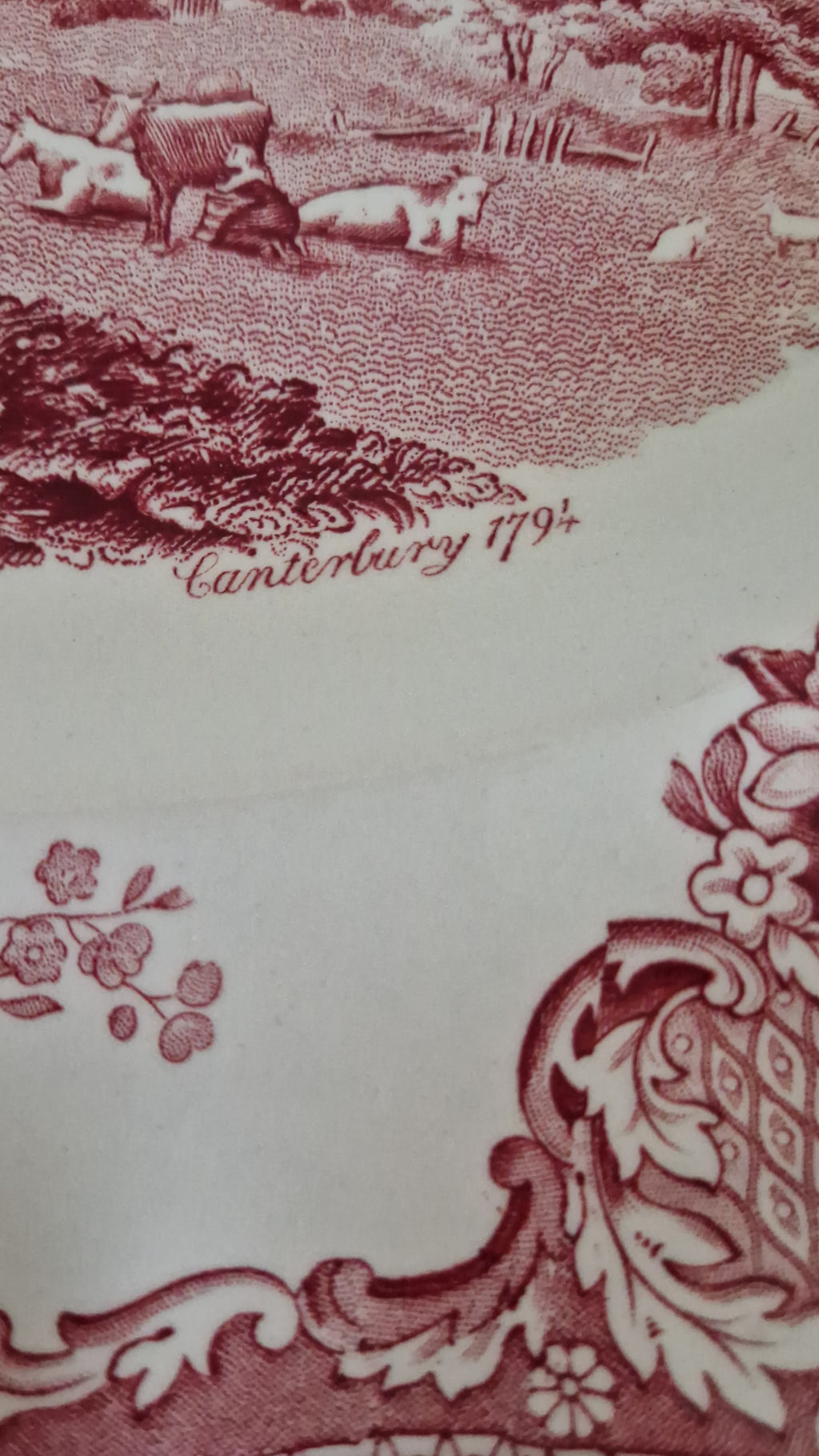 Plat de service ovale Johnson Bros England « Old Britain Castles » rose