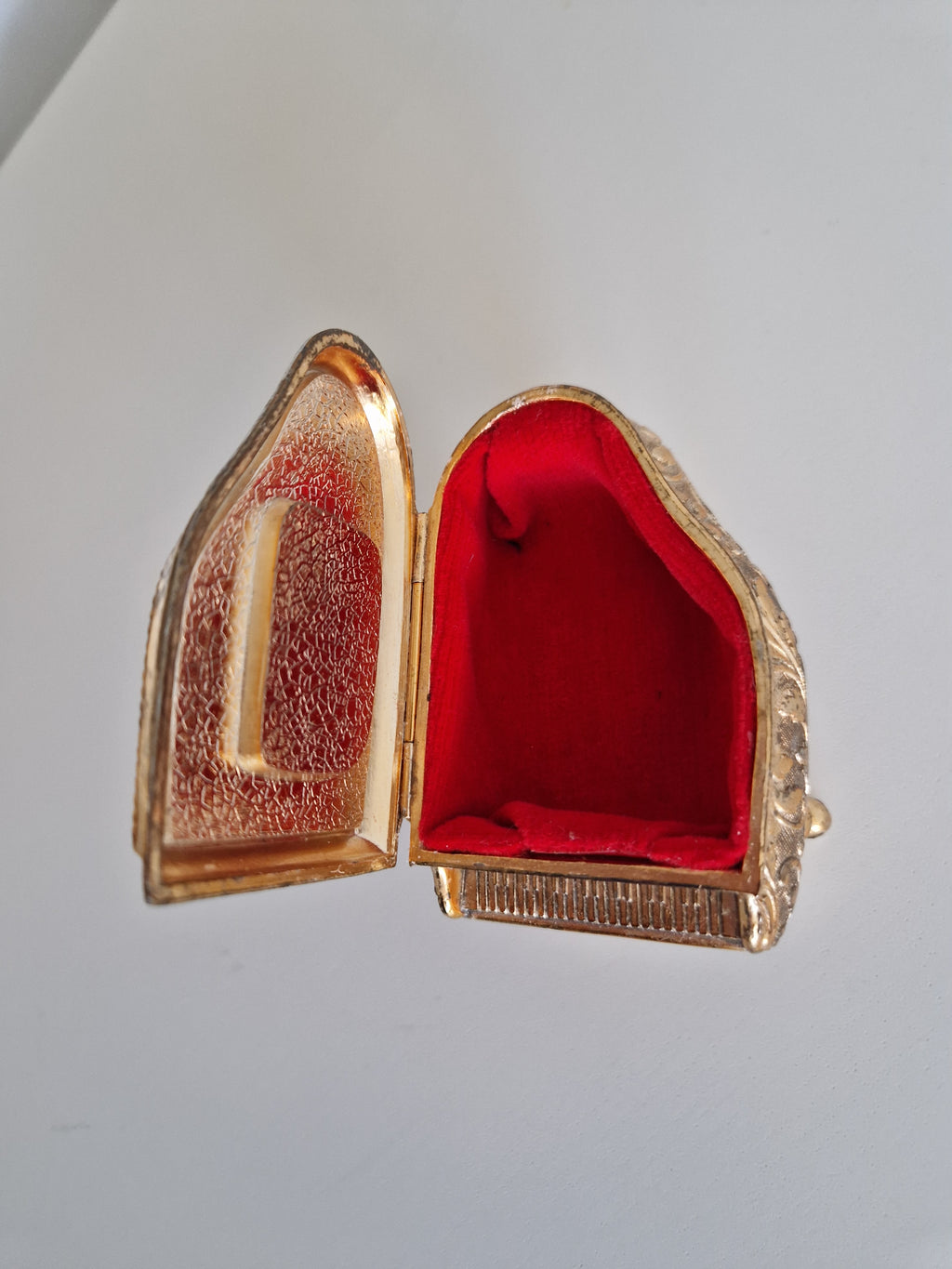 Vintage Miniature Grand Piano Trinket Box — Porcelain Lid, Gold-Tone Metal, Made in Japan