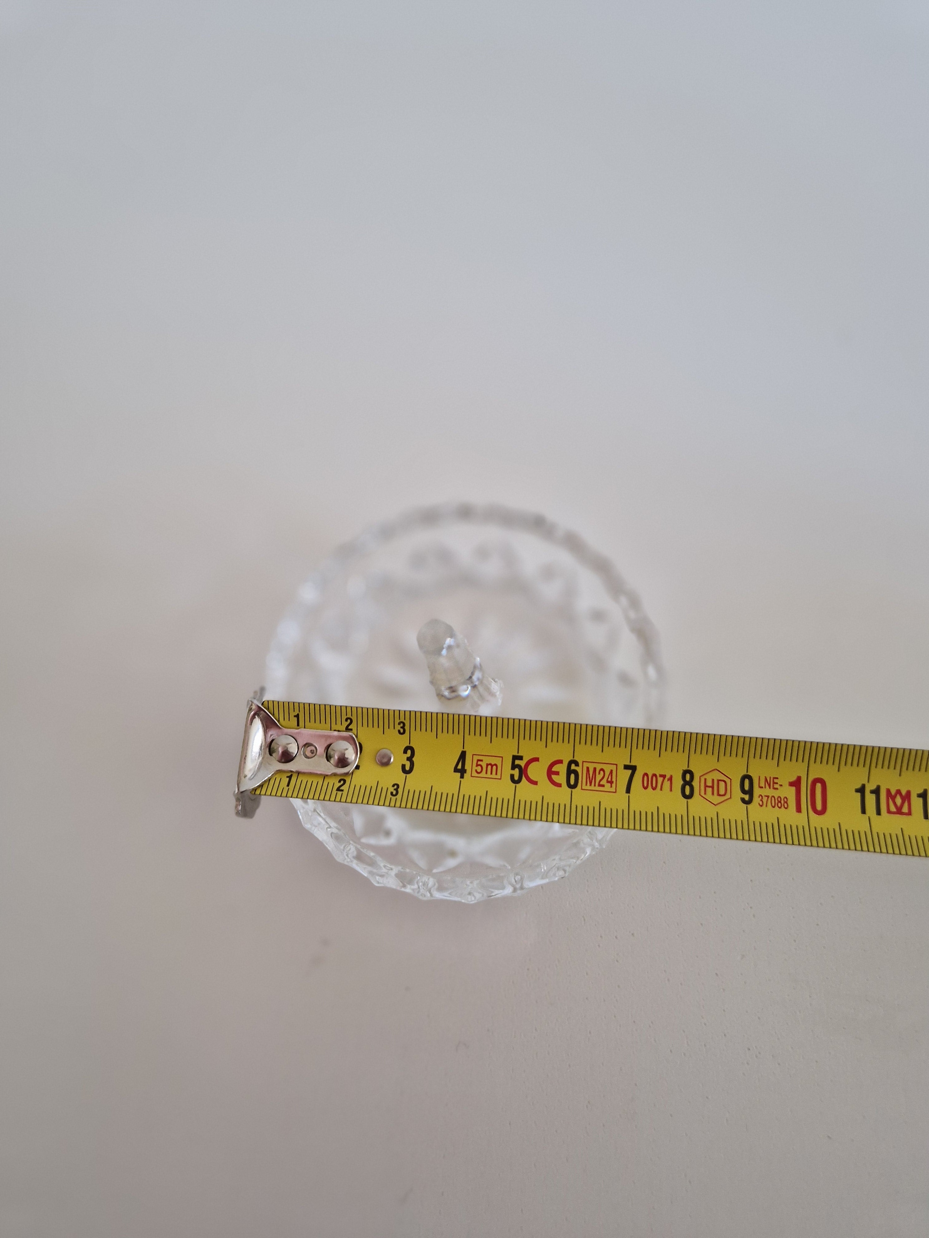 Antiker Ringsammler aus geschliffenem Kristall – Diamant- & Sonnenstrahlmuster, europäisch