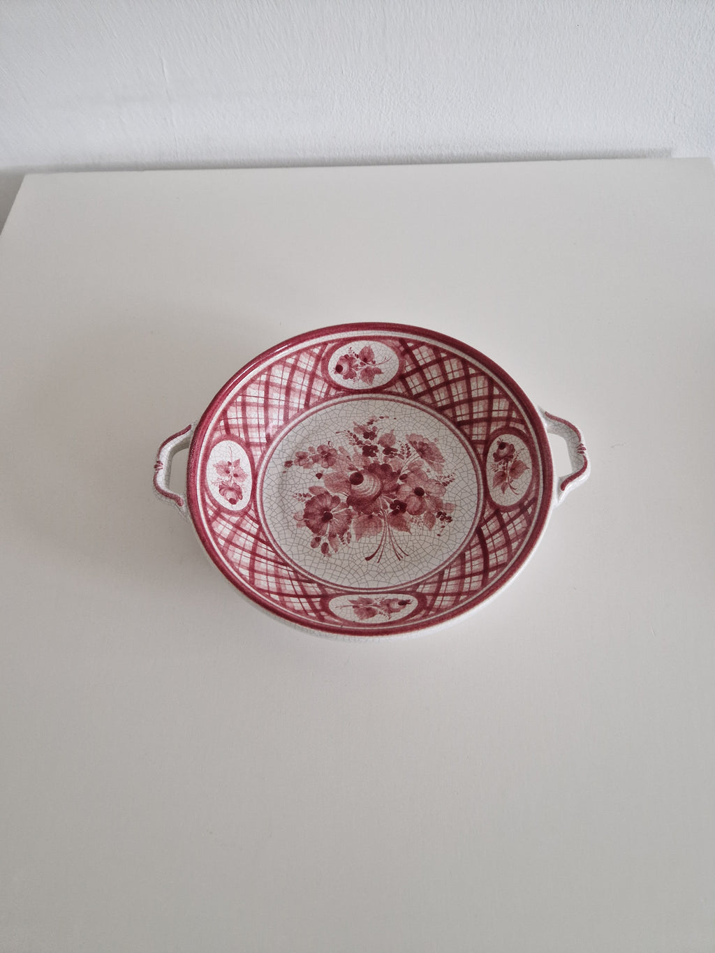 Gmundner Keramik Austria Hand-Painted Serving Bowl — Pink Floral Lattice | Handmalerei