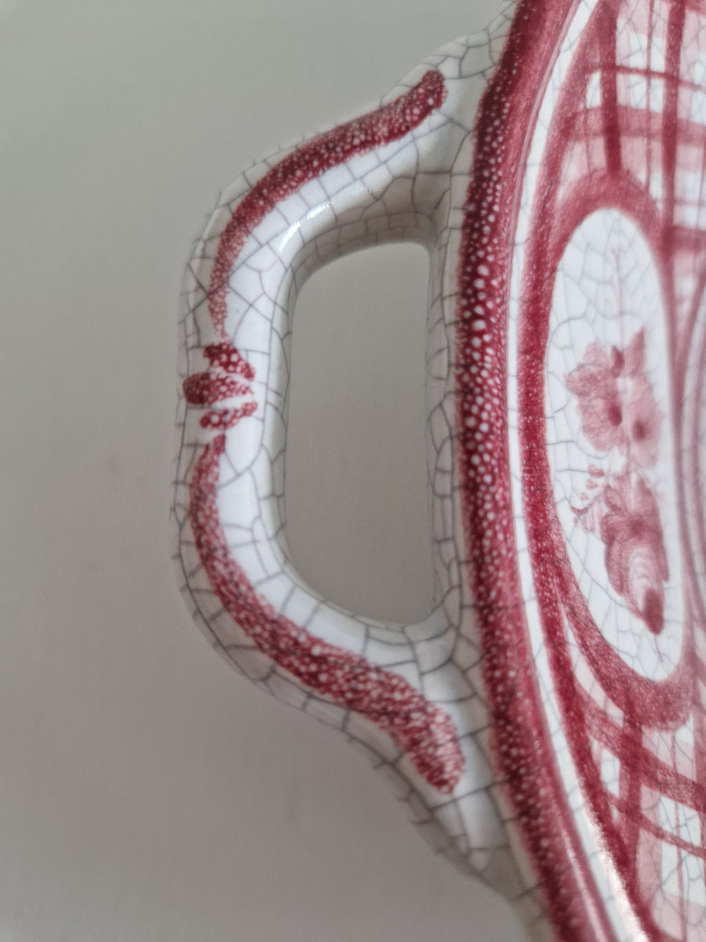 Gmundner Keramik Austria Hand-Painted Serving Bowl — Pink Floral Lattice | Handmalerei
