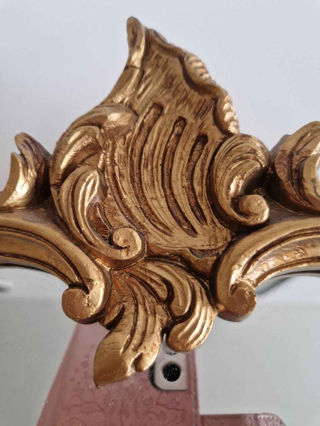 Transform Your Space with the Exquisite Rococo Gilt Wall Mirror