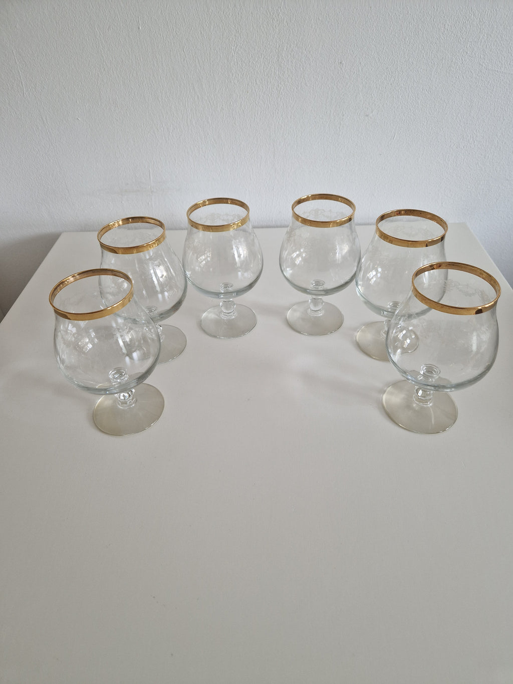 Lot de 6 verres à cognac ballon vintage en verre gravé avec bord doré | Superbe état