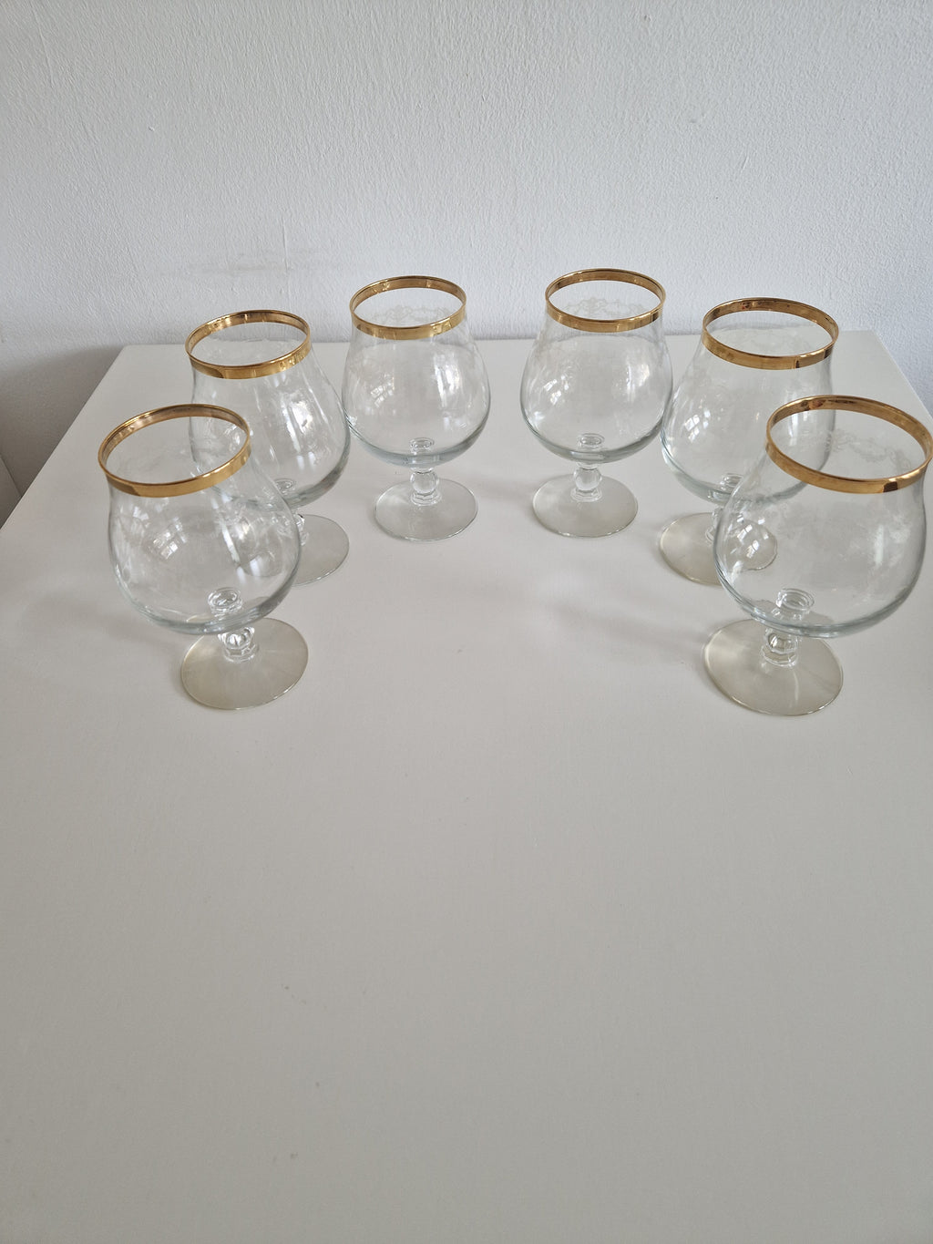 Lot de 6 verres à cognac ballon vintage en verre gravé avec bord doré | Superbe état