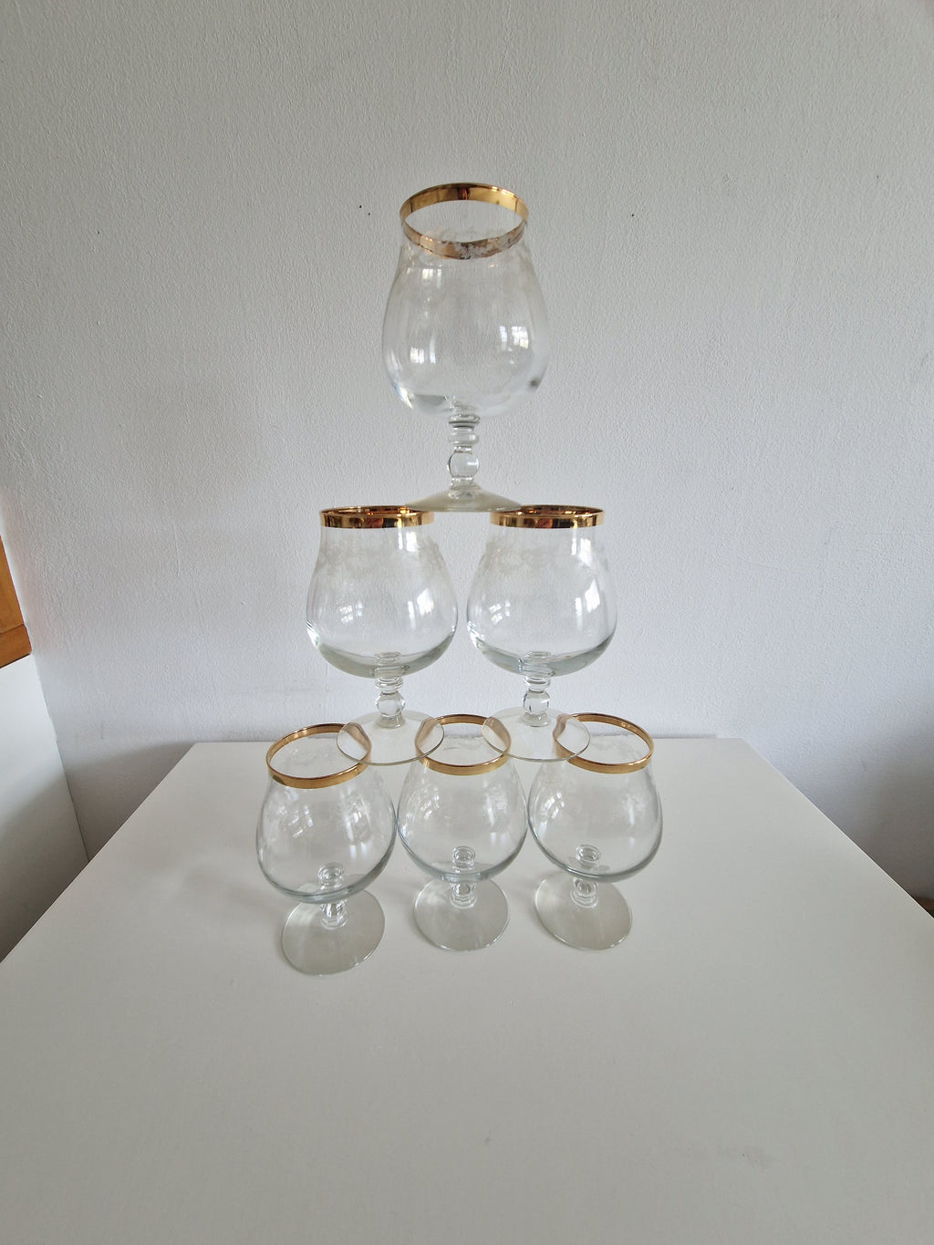 Lot de 6 verres à cognac ballon vintage en verre gravé avec bord doré | Superbe état