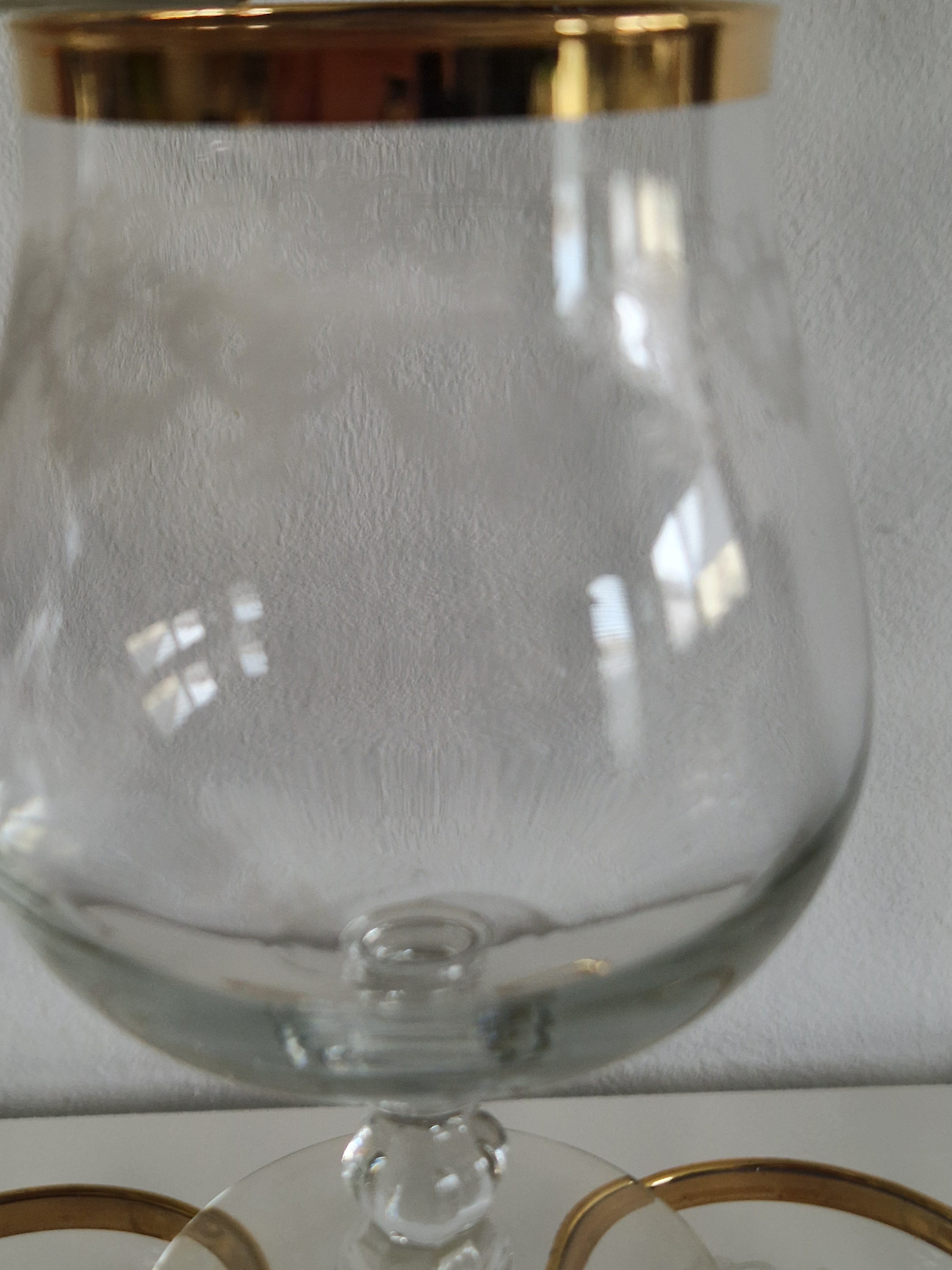 Lot de 6 verres à cognac ballon vintage en verre gravé avec bord doré | Superbe état