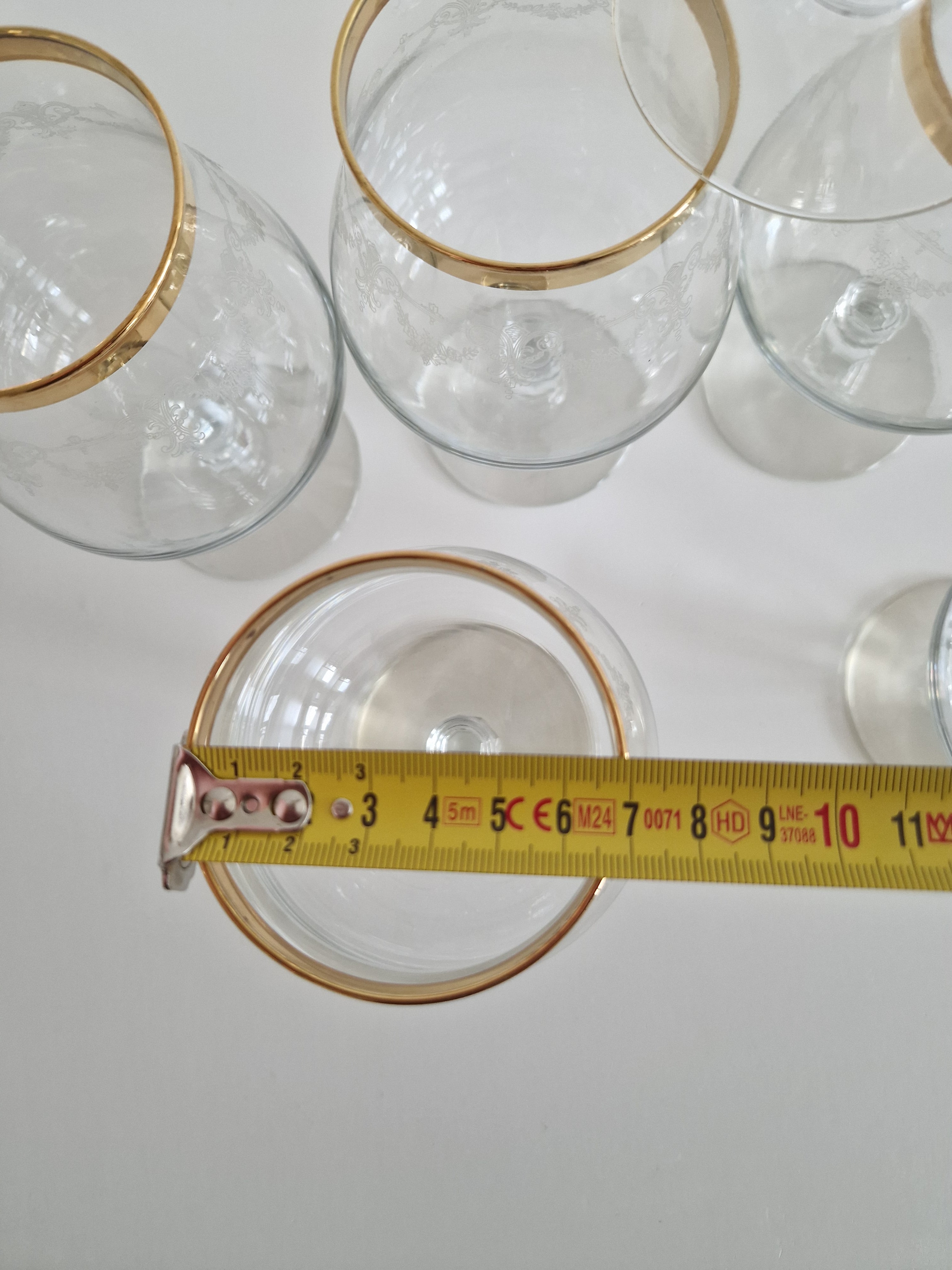 Lot de 6 verres à cognac ballon vintage en verre gravé avec bord doré | Superbe état