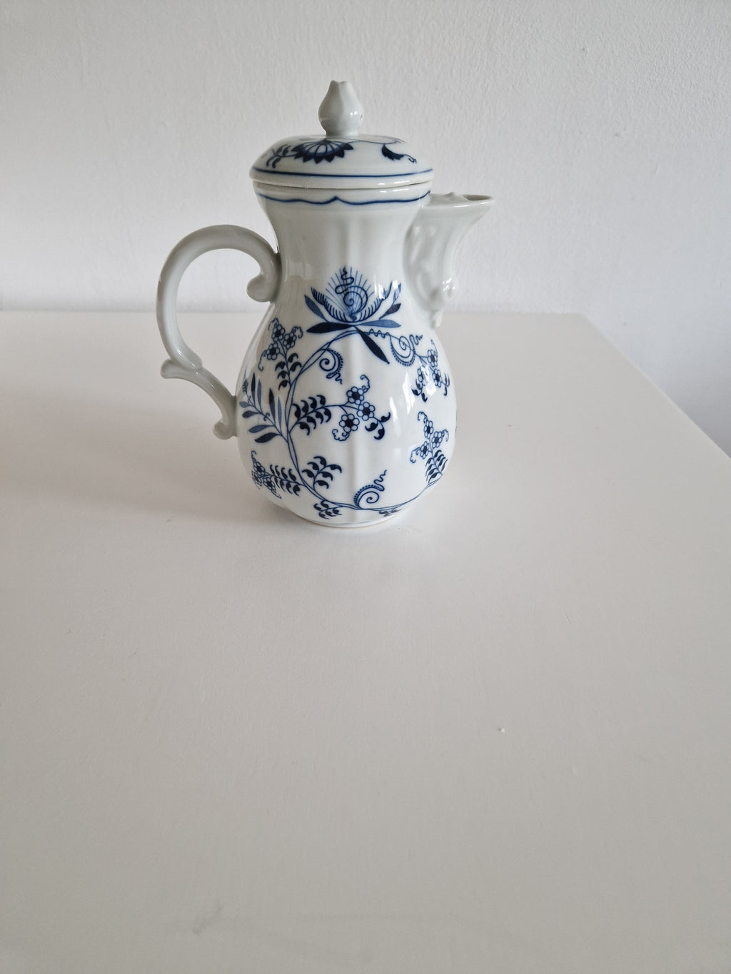 Blaue Donau Japan Porzellan Kaffeekanne mit Deckel – Zwiebelmuster
