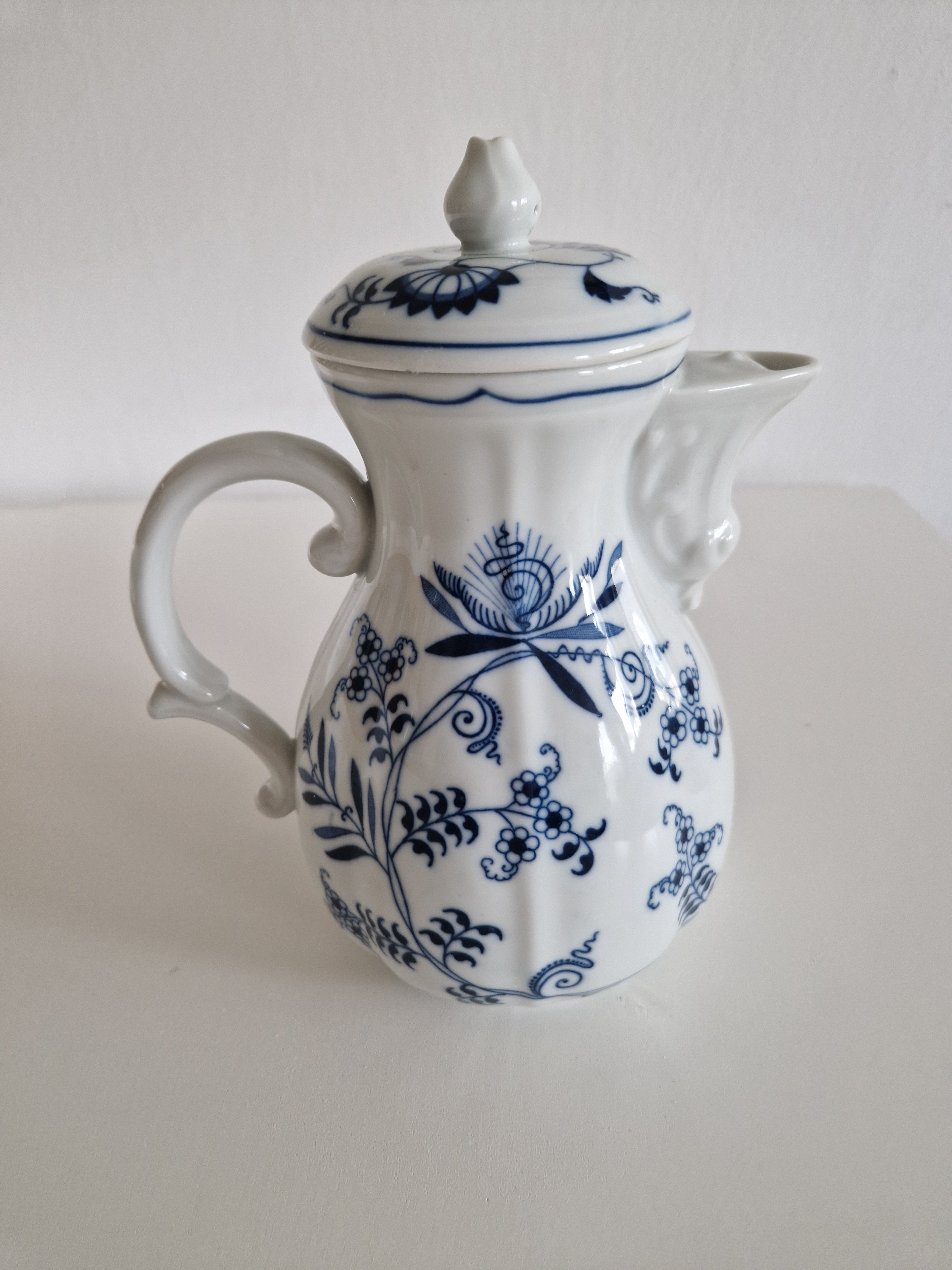 Blaue Donau Japan Porzellan Kaffeekanne mit Deckel – Zwiebelmuster