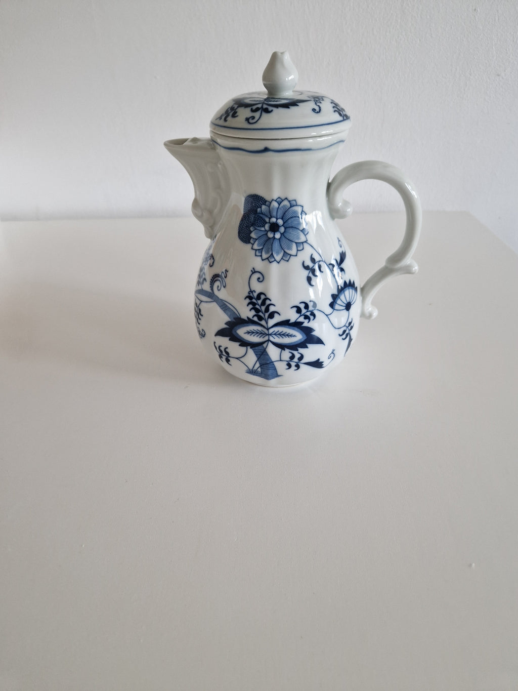 Blaue Donau Japan Porzellan Kaffeekanne mit Deckel – Zwiebelmuster