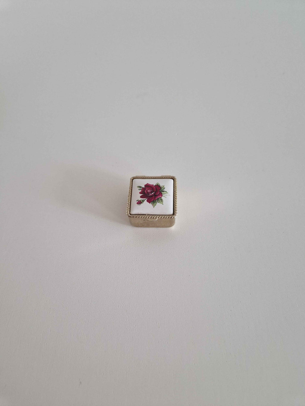 Charming Vintage Pill Box with Porcelain Rose Lid & Engraved Scrollwork