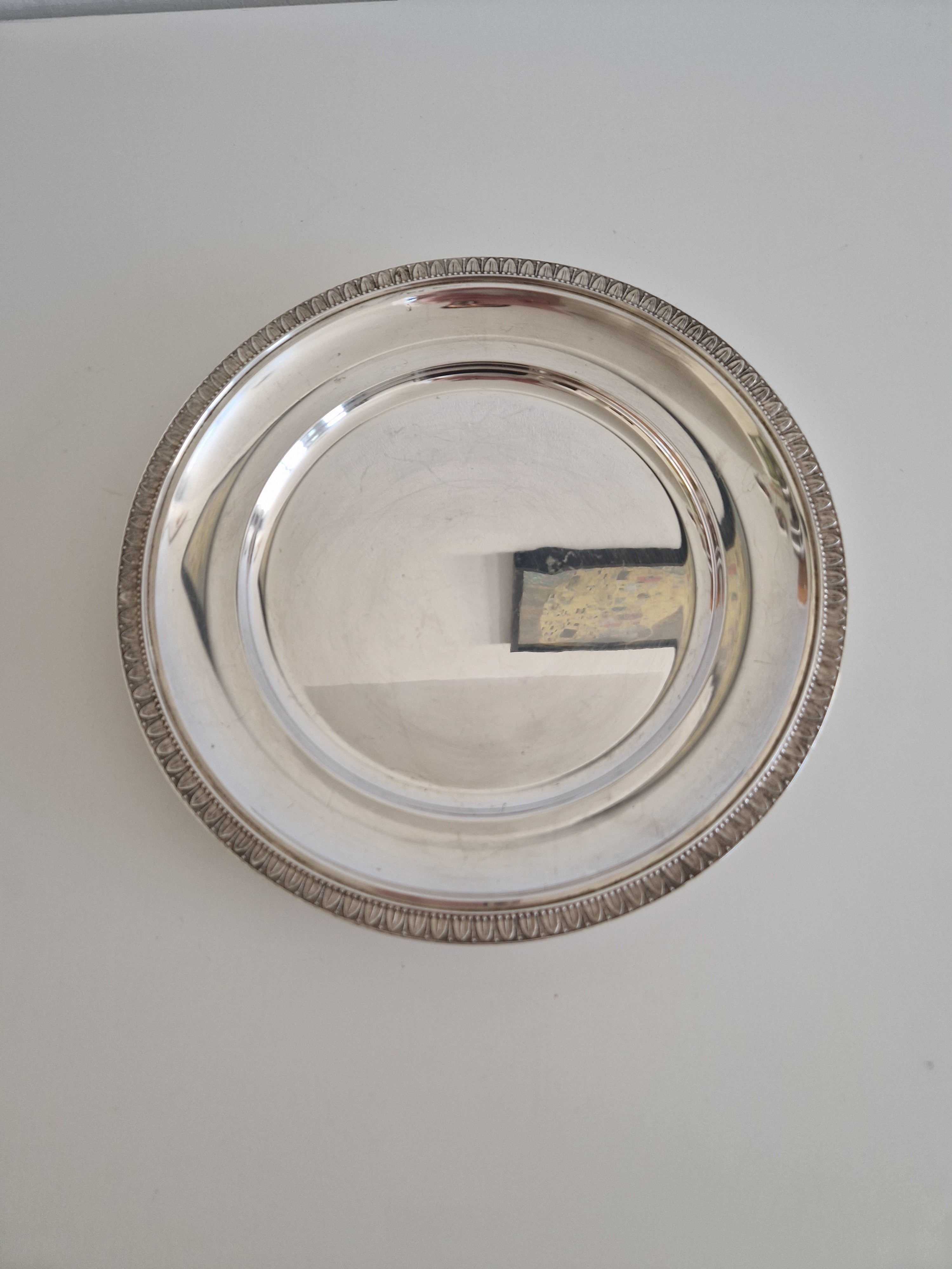 Antique Silver-Plated Charger Plate – Neoclassical Egg-and-Dart Border | Hallmarked | 30 cm