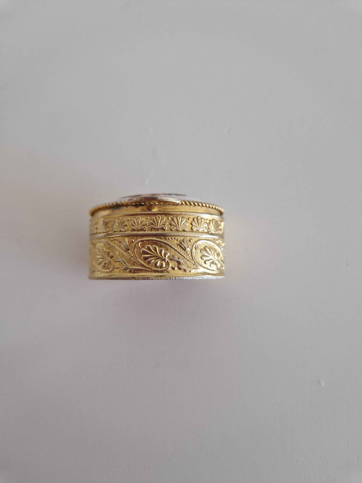 Exquisite Vintage Oval Pill Box with Fragonard Porcelain Lid and Pink Silk Interior