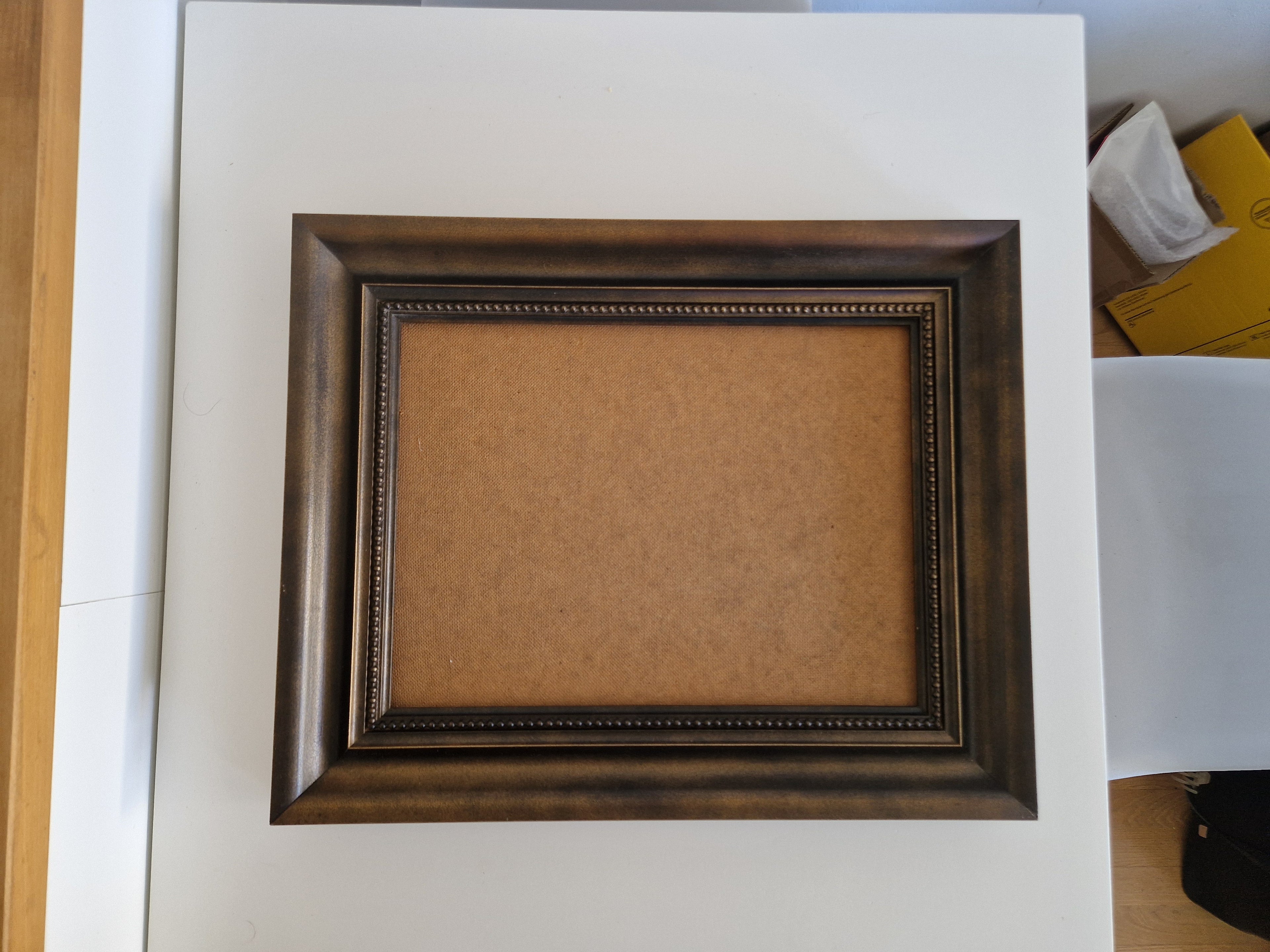 Cadre Photo Vintage en Bois | Noyer Foncé avec Bordure Perlée | Ouverture 40×30cm