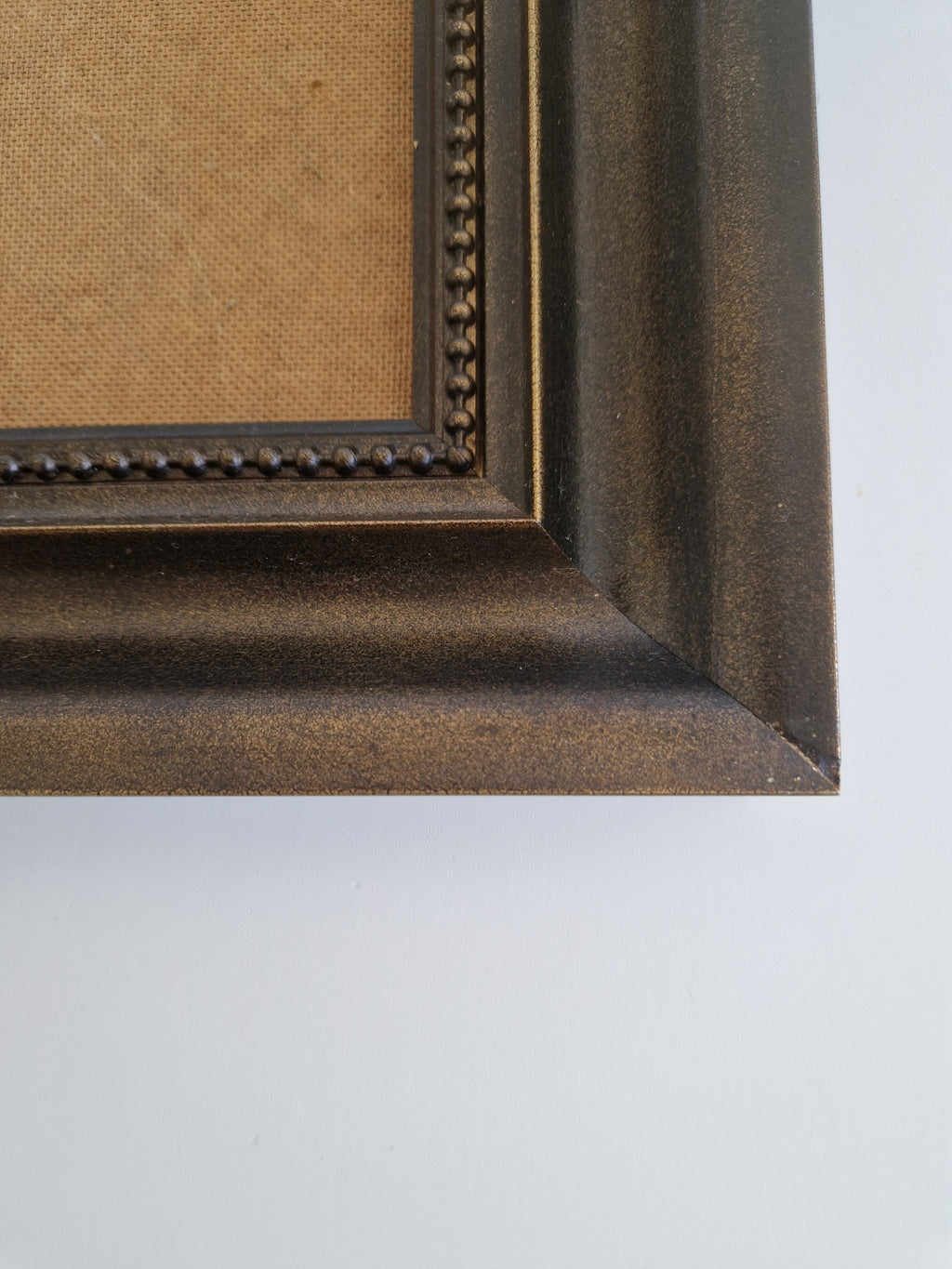 Vintage Holz Bilderrahmen | Dunkles Walnuss-Finish mit Perlenbordüre | 40×30cm Öffnung