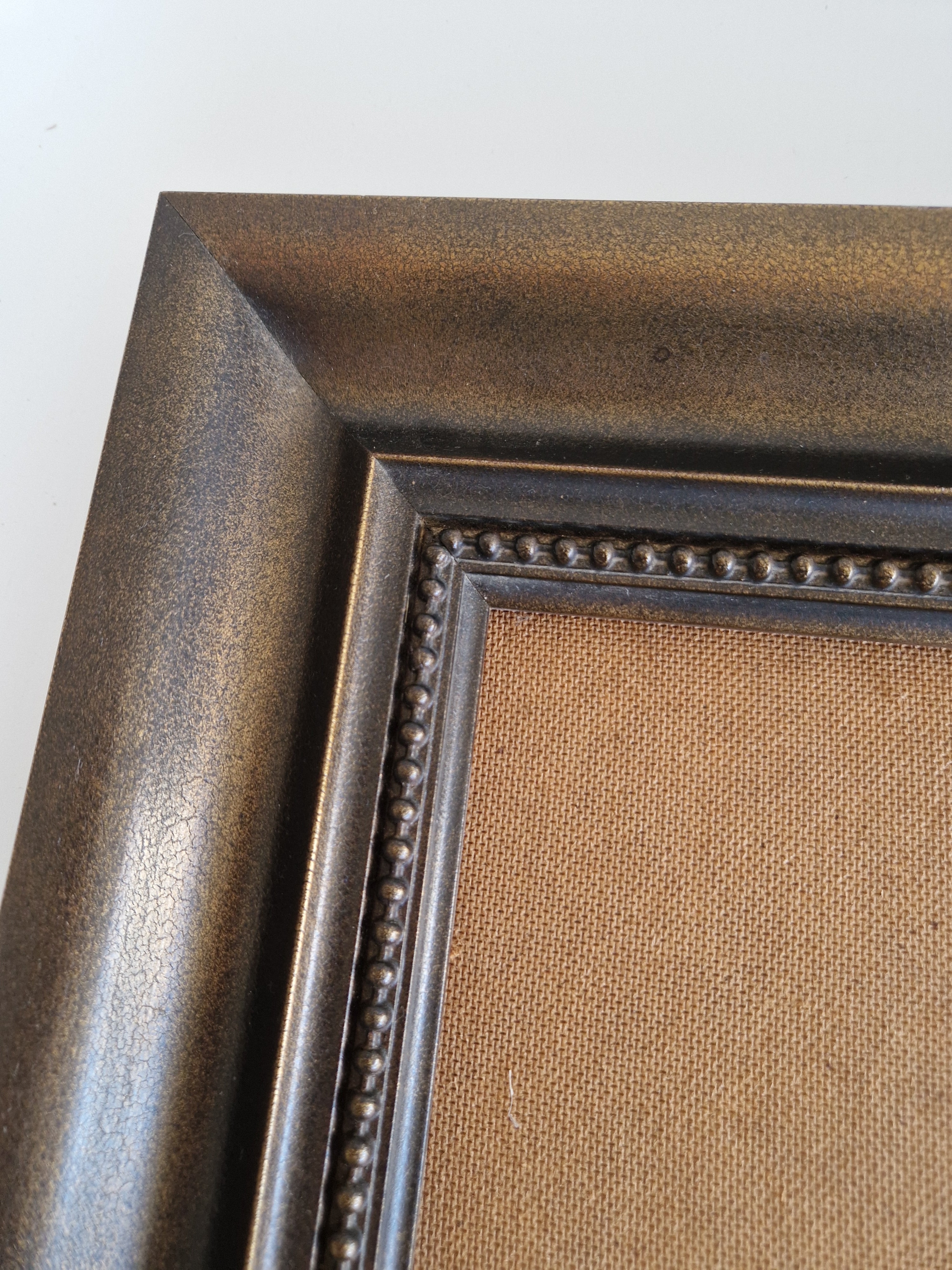 Vintage Holz Bilderrahmen | Dunkles Walnuss-Finish mit Perlenbordüre | 40×30cm Öffnung