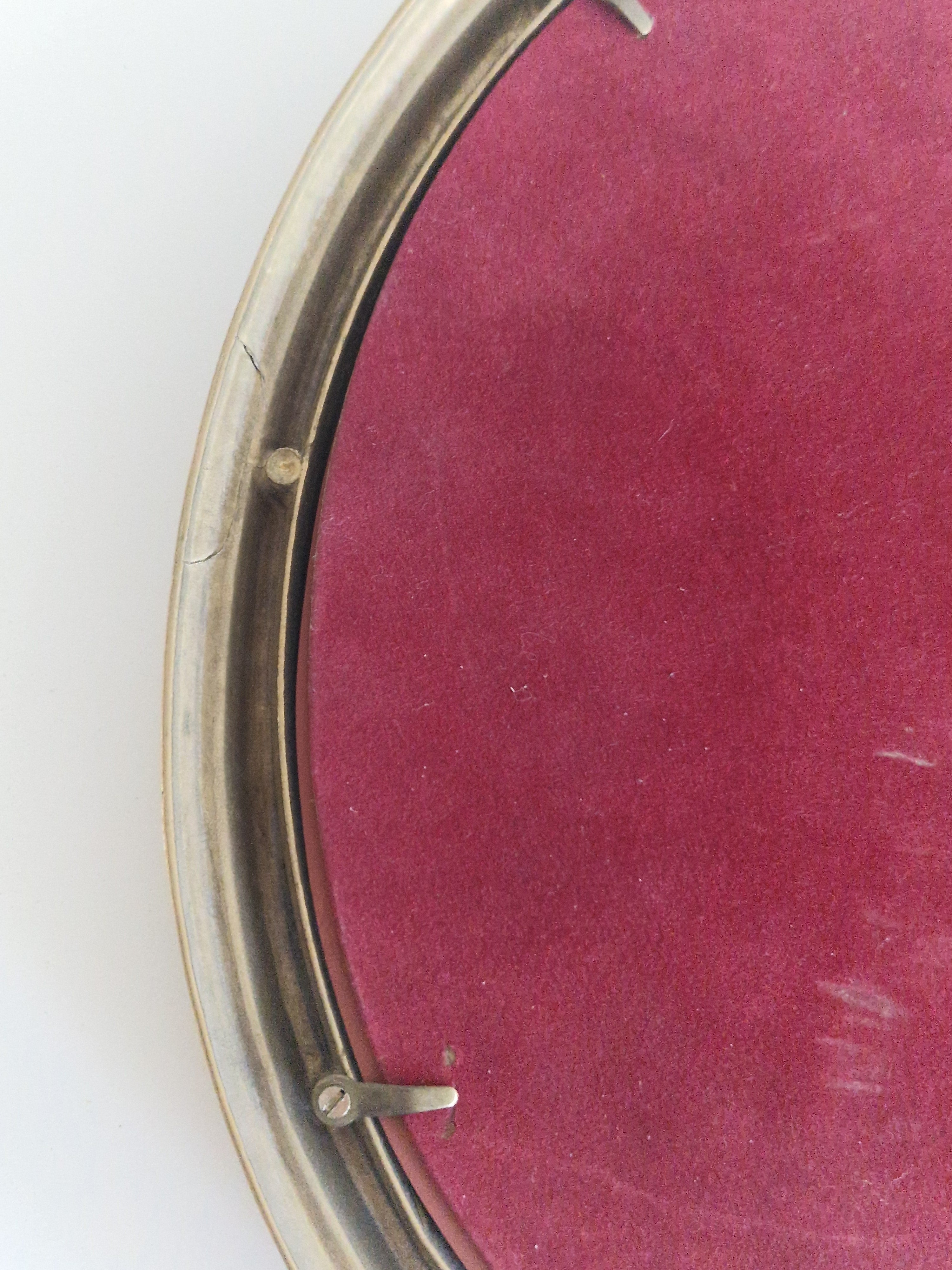 Miroir ovale Art nouveau avec figurine féminine sculptée — Patine bronze argenté