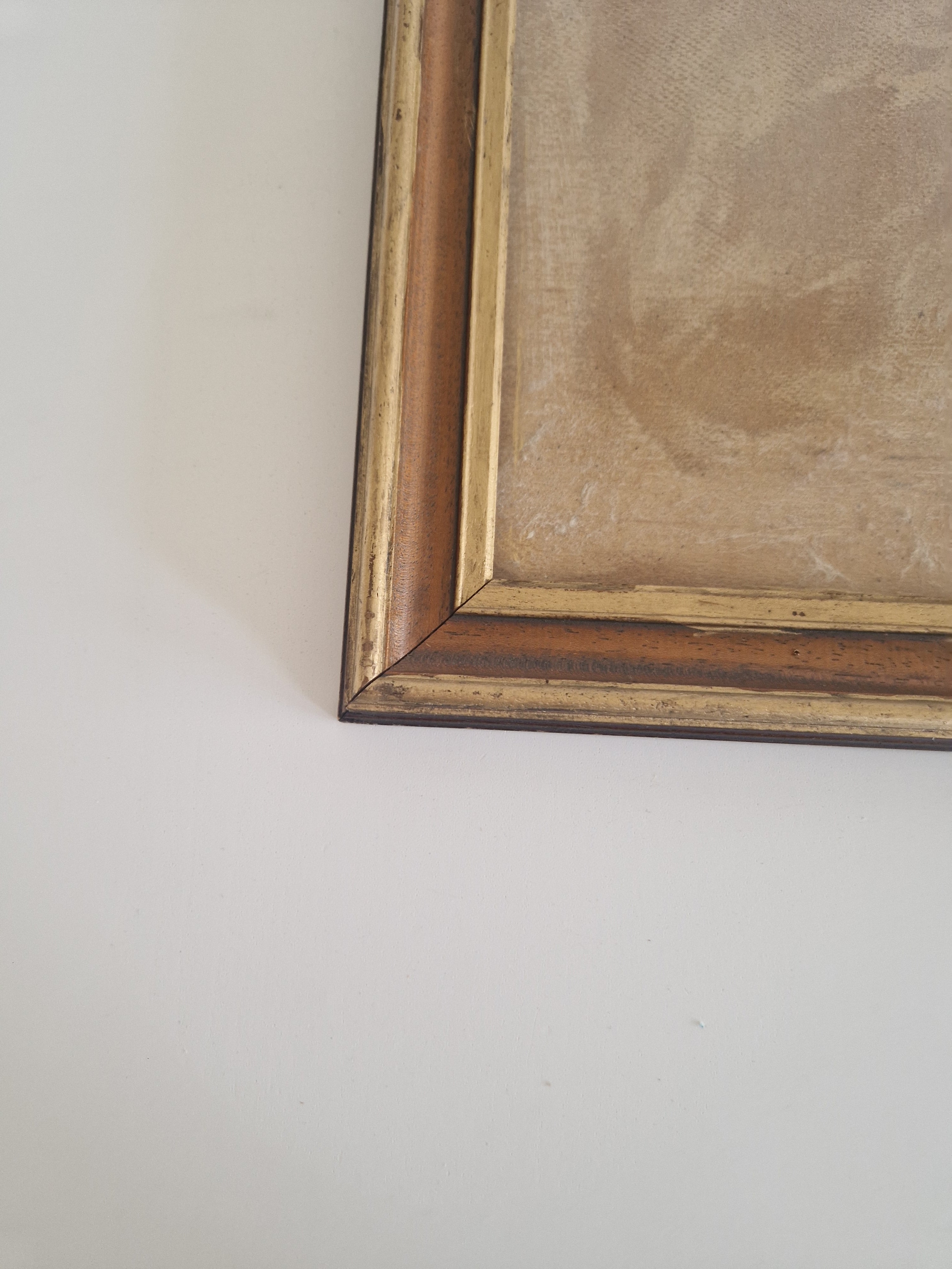 Cadre Photo Vintage en Bois avec Verre – Profil Moulé Marron et Doré