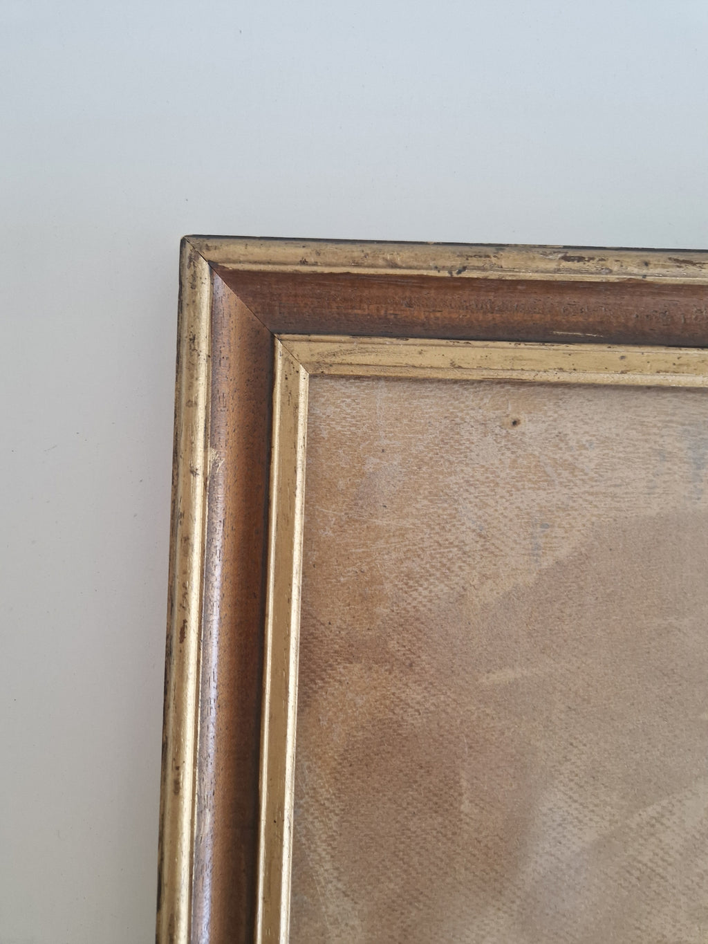 Cadre Photo Vintage en Bois avec Verre – Profil Moulé Marron et Doré