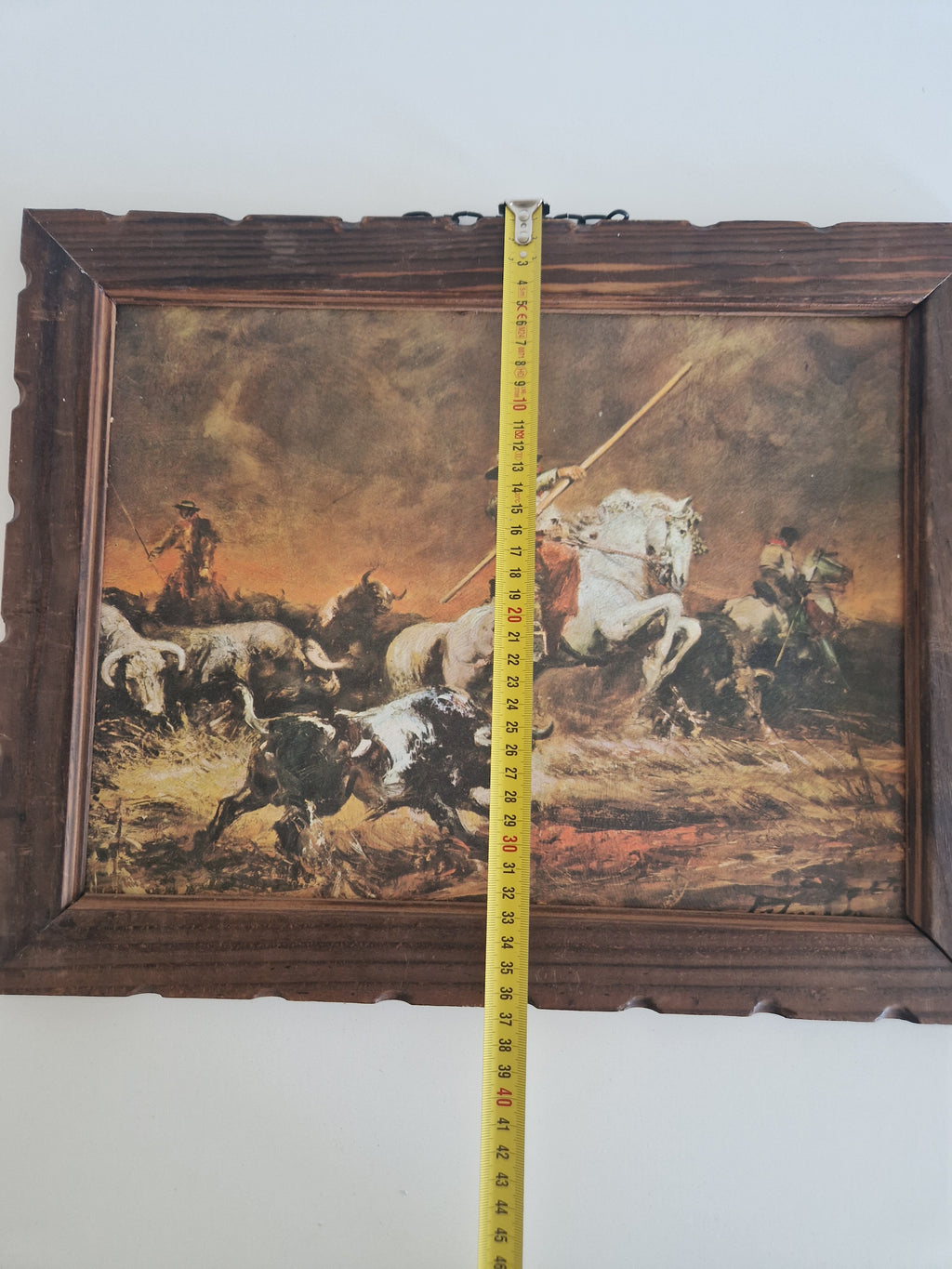 Antikes Ölgemälde – Spanische romantische Stierkampfszene | Picadore zu Pferd | Geschnitzter Walnussrahmen | 46 × 36 cm